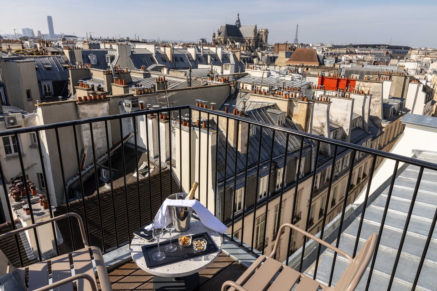 deca1934-2d9c-4bd6-b5e5-cbd5798b024e