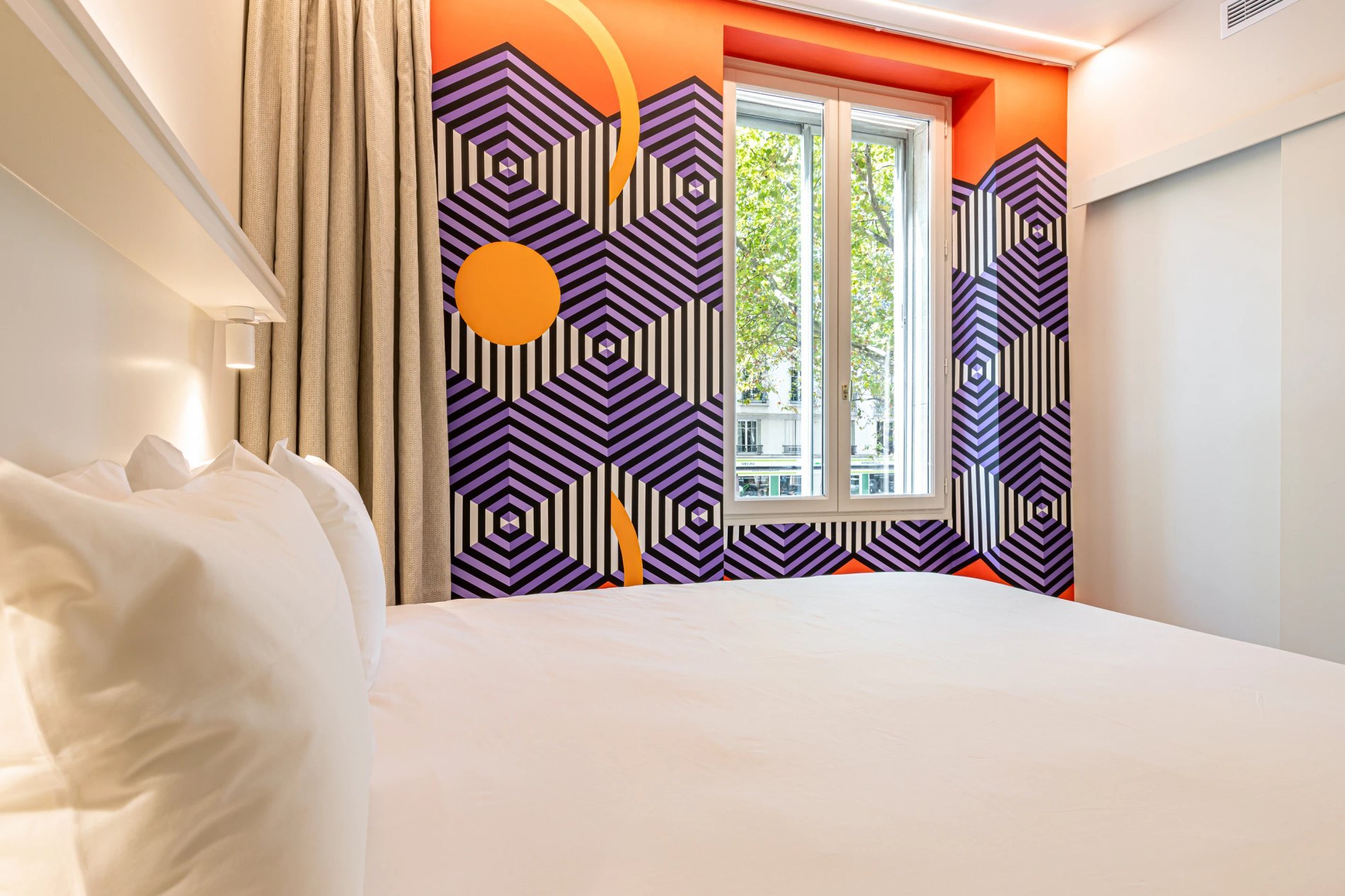 e02f2155-910e-40e3-8919-42a5731ca5c1