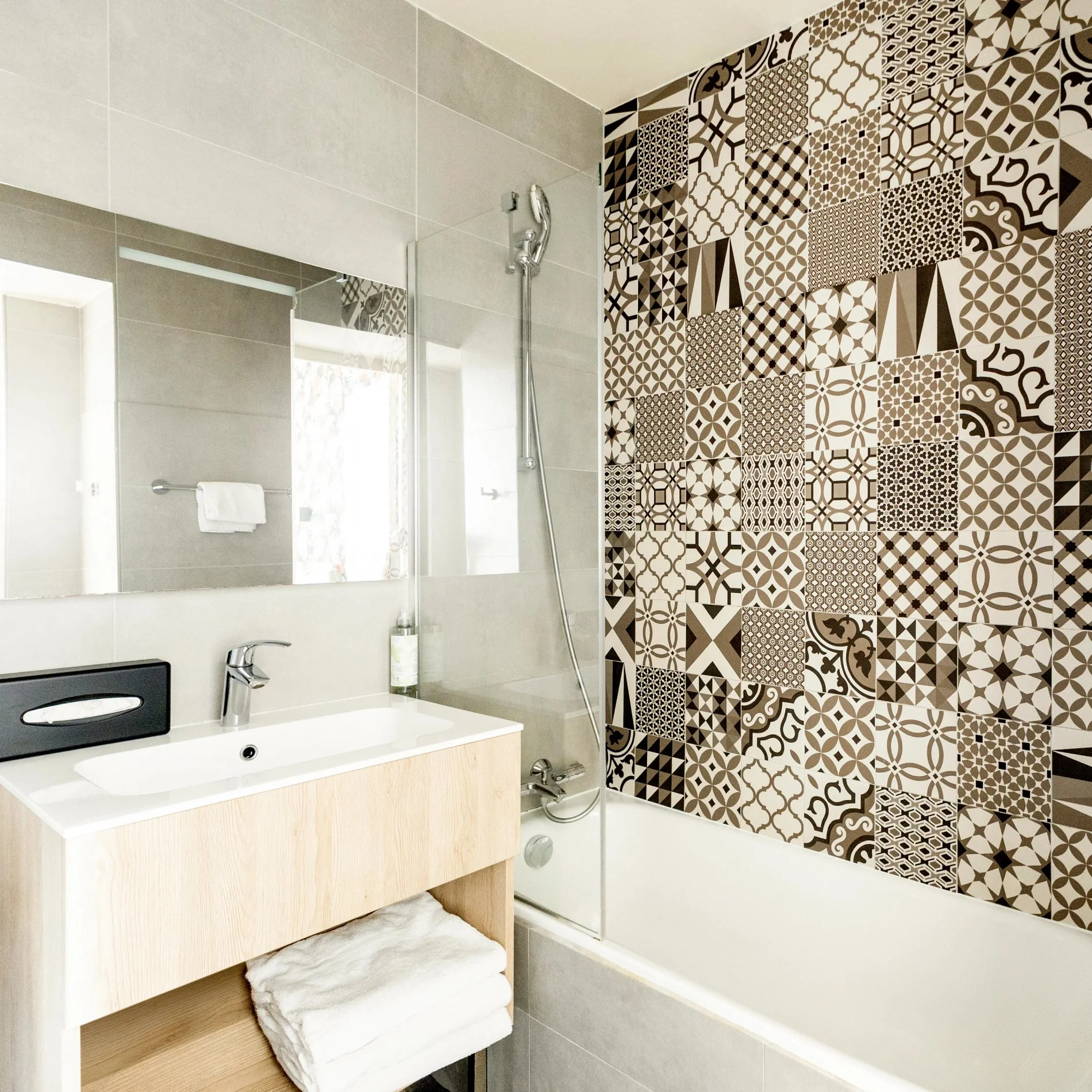 e0b655e4-2718-4940-82a6-2b1424692a2e