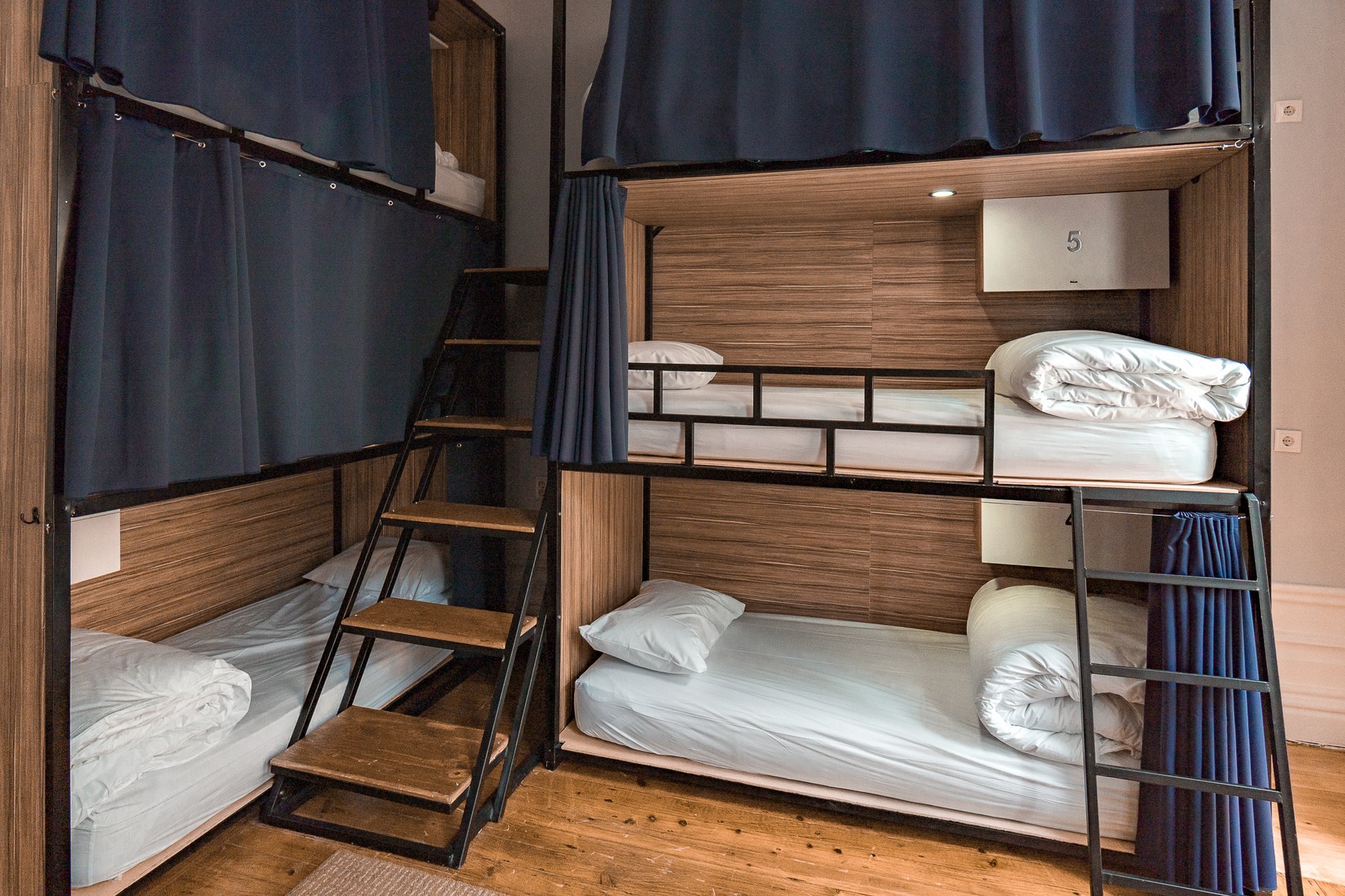 e1881943-f046-434d-9d63-54089da88828