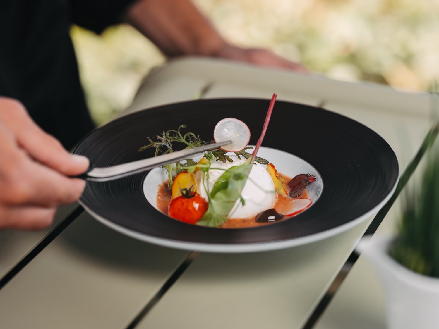 e1c9fb37-16be-4e42-830d-ea6e80de1fe8