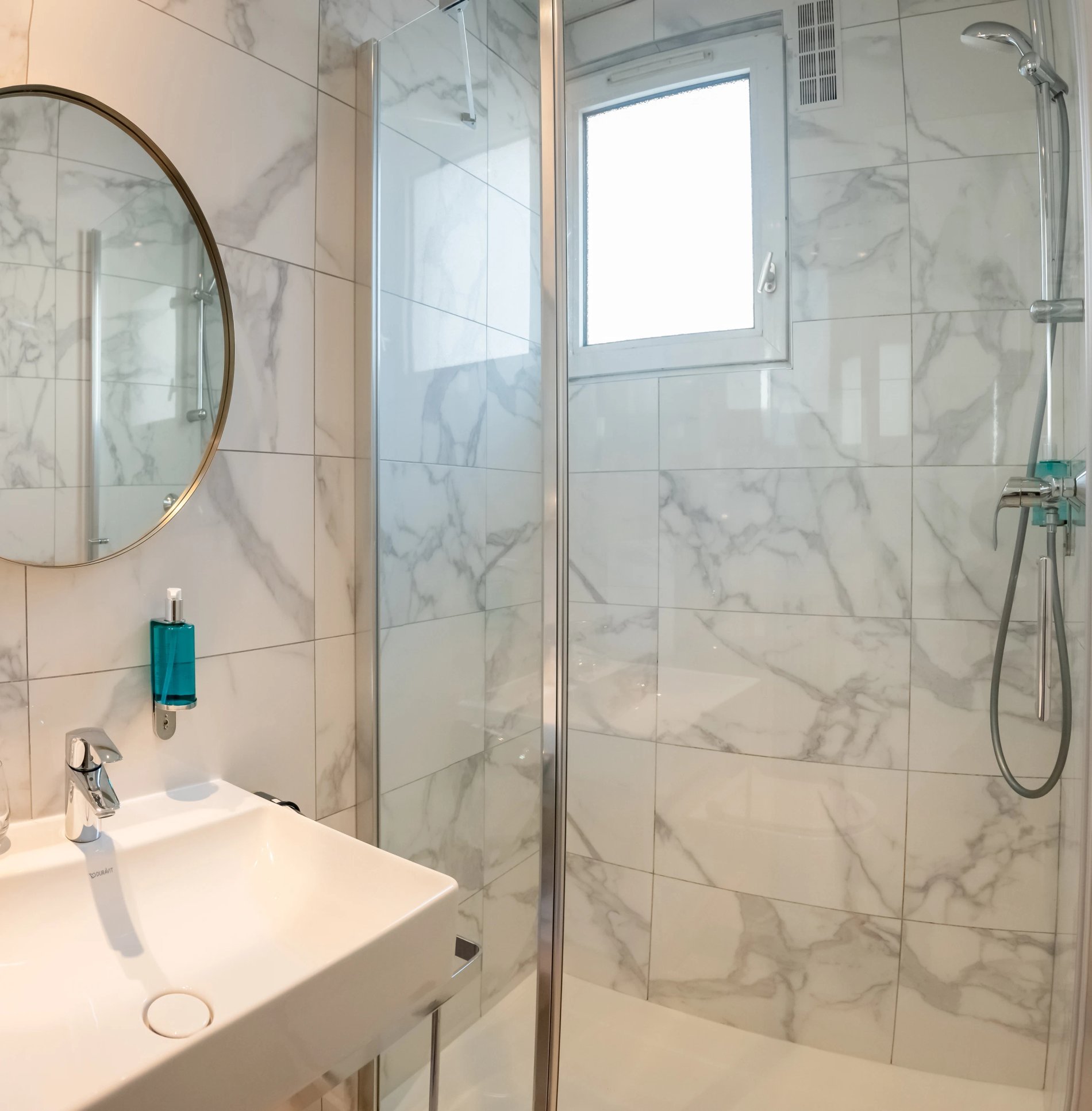 e1d54107-e7c5-4ecf-8639-f1138b9b8153