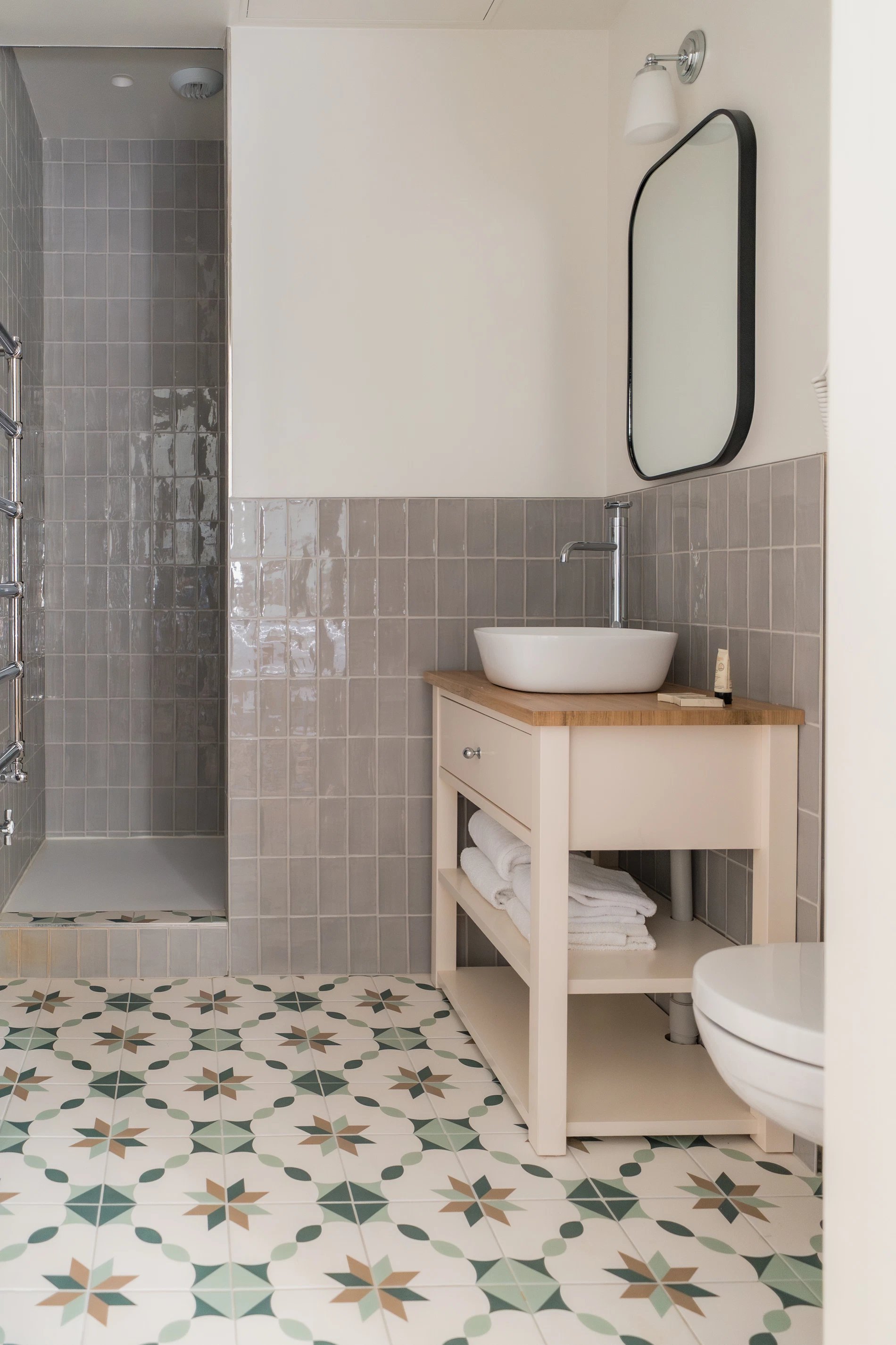 e20fc7ce-52af-4253-bc9c-f1204946f118