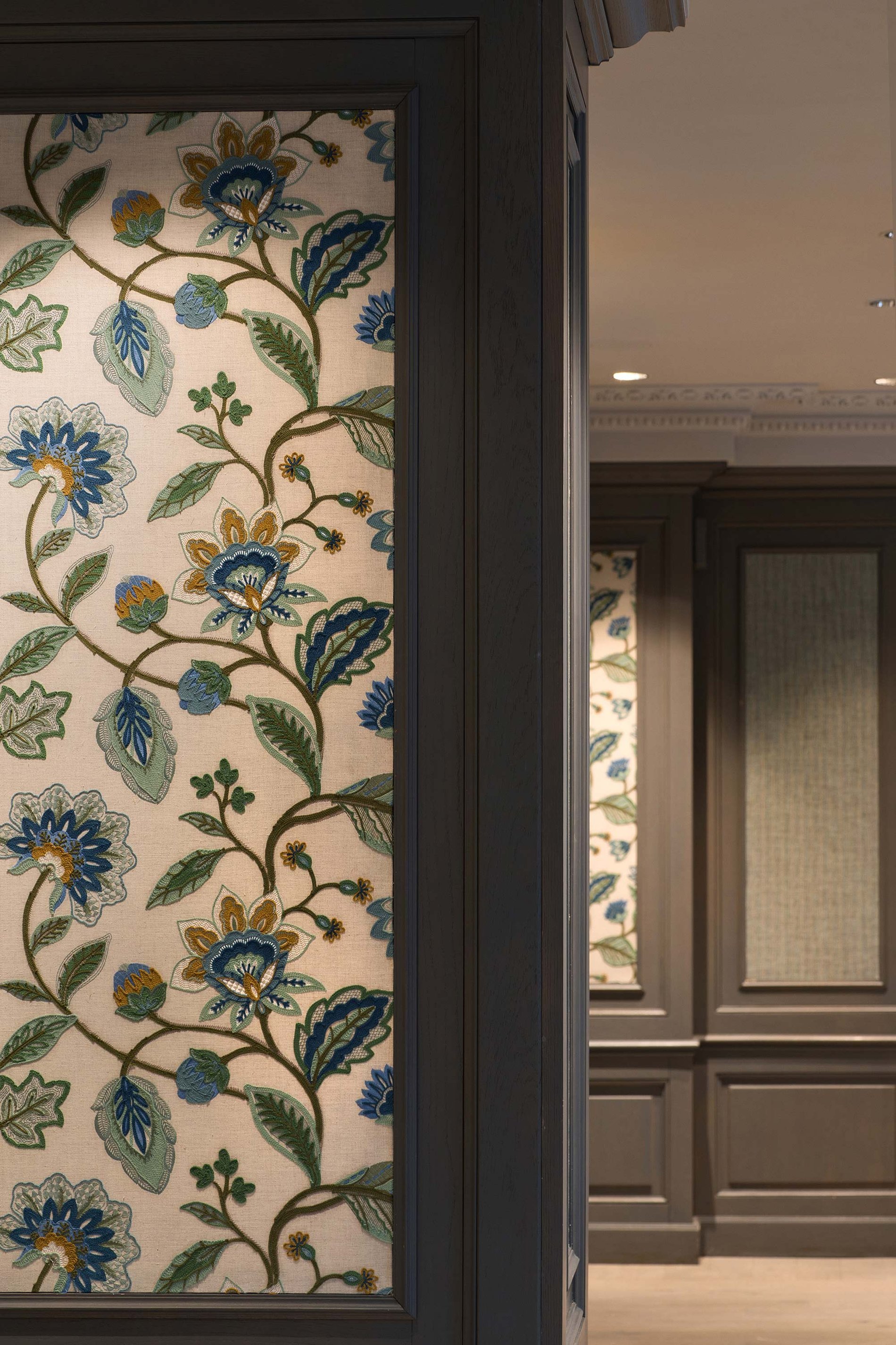 e2f5951e-8fe5-440f-9526-ec67540c752b