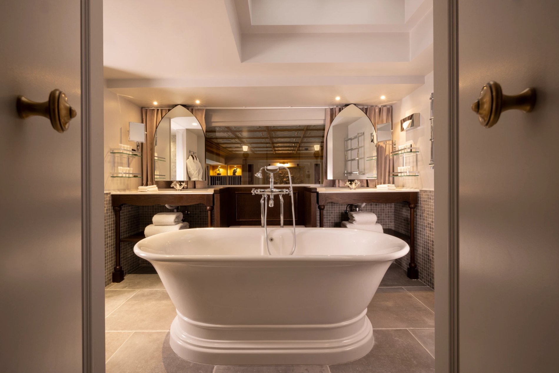 Maison Cardinal Furstemberg Bathroom