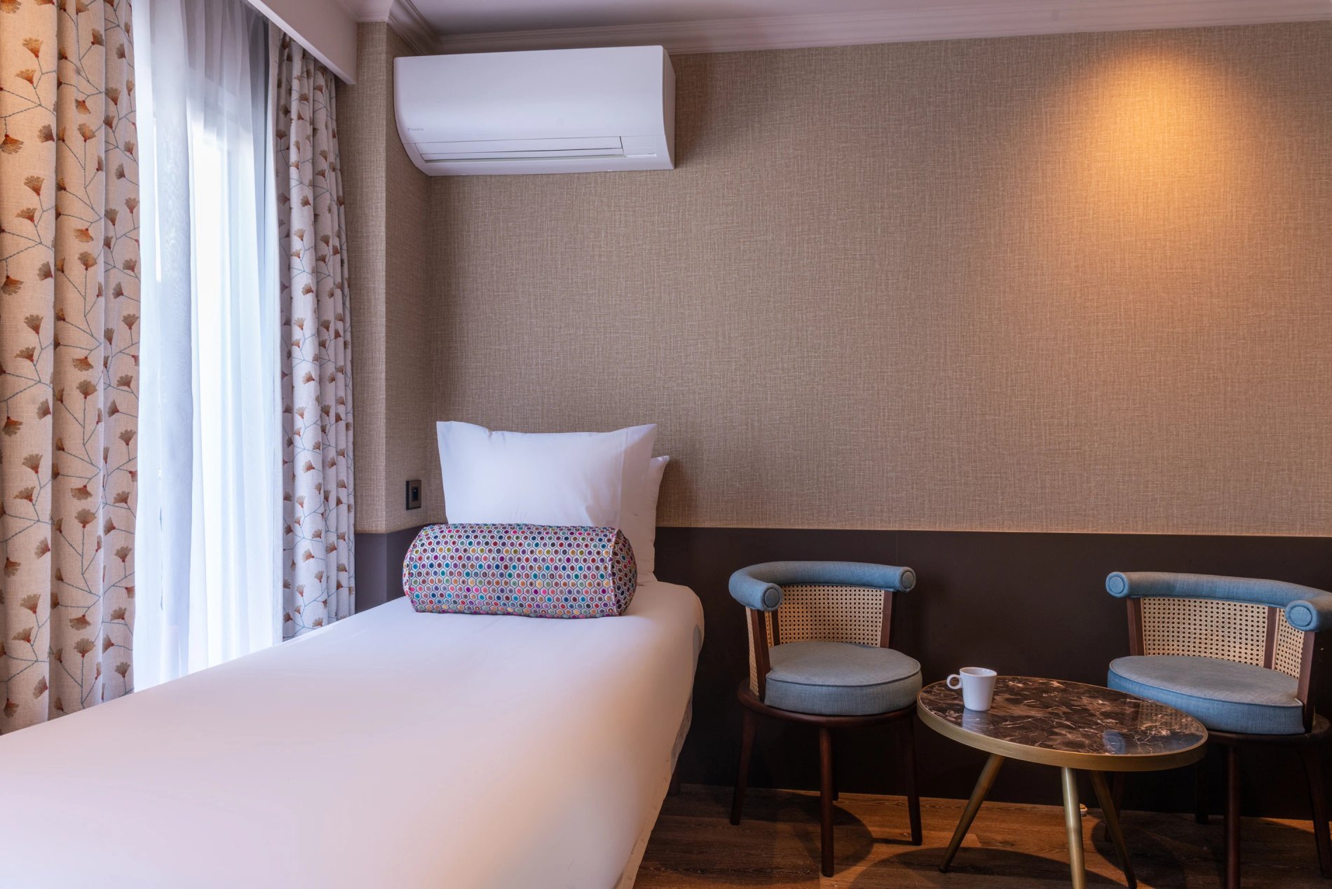 e348276c-2efa-4cf6-b876-f9cbe279f7b0