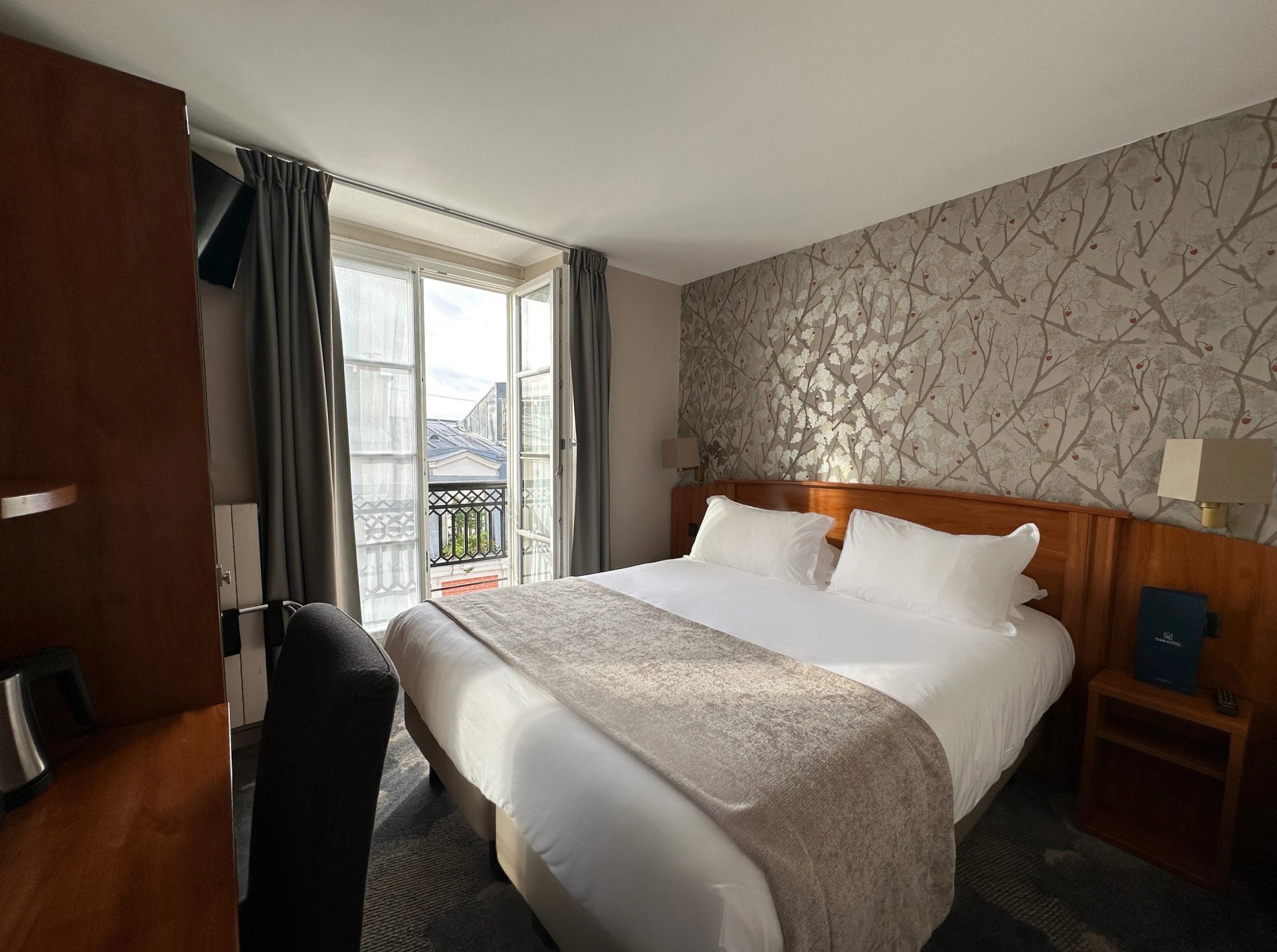 Chambre confort double balcon