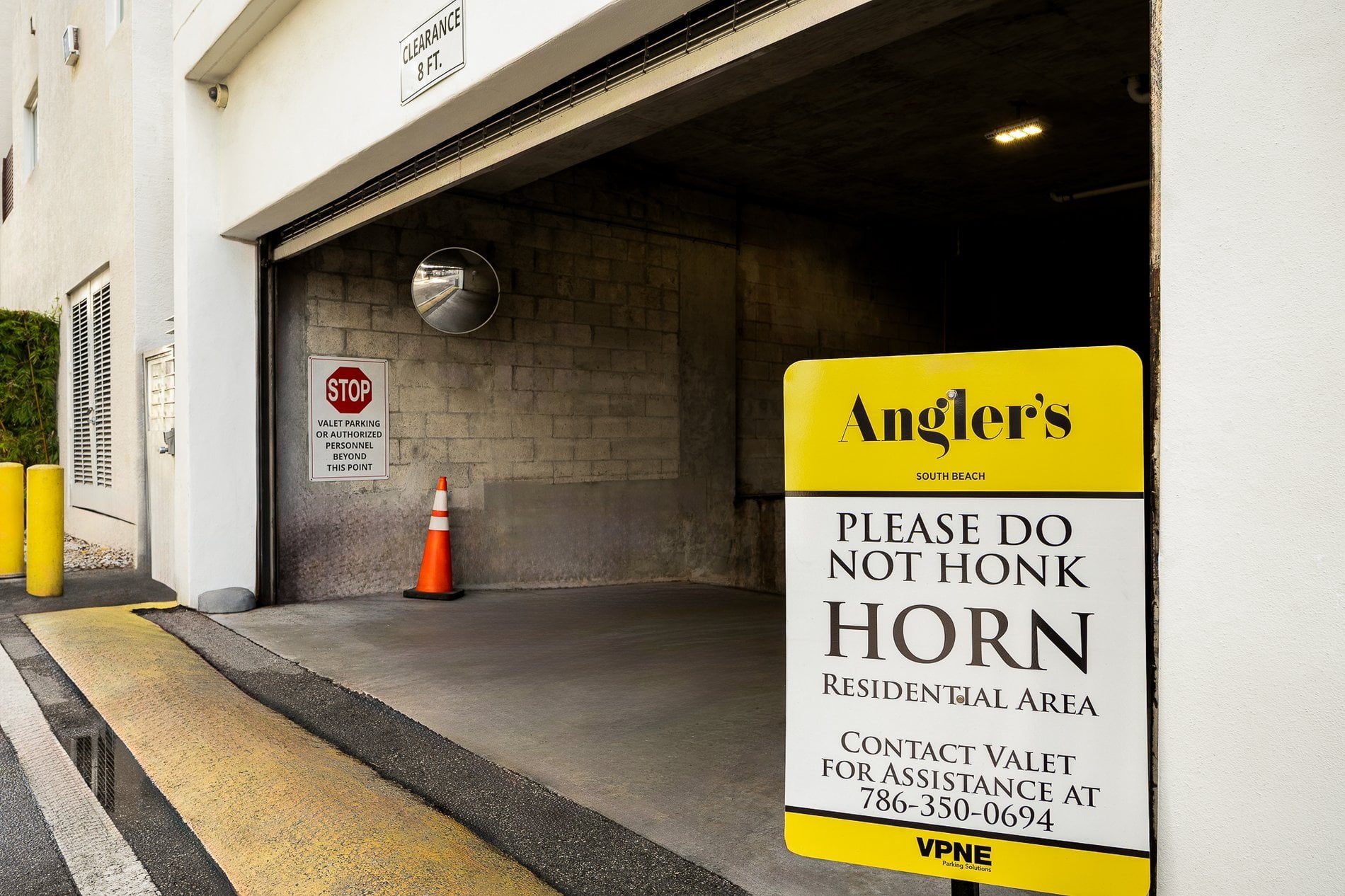 South Beach Hotel Miami - Parking - Angler's Hotel