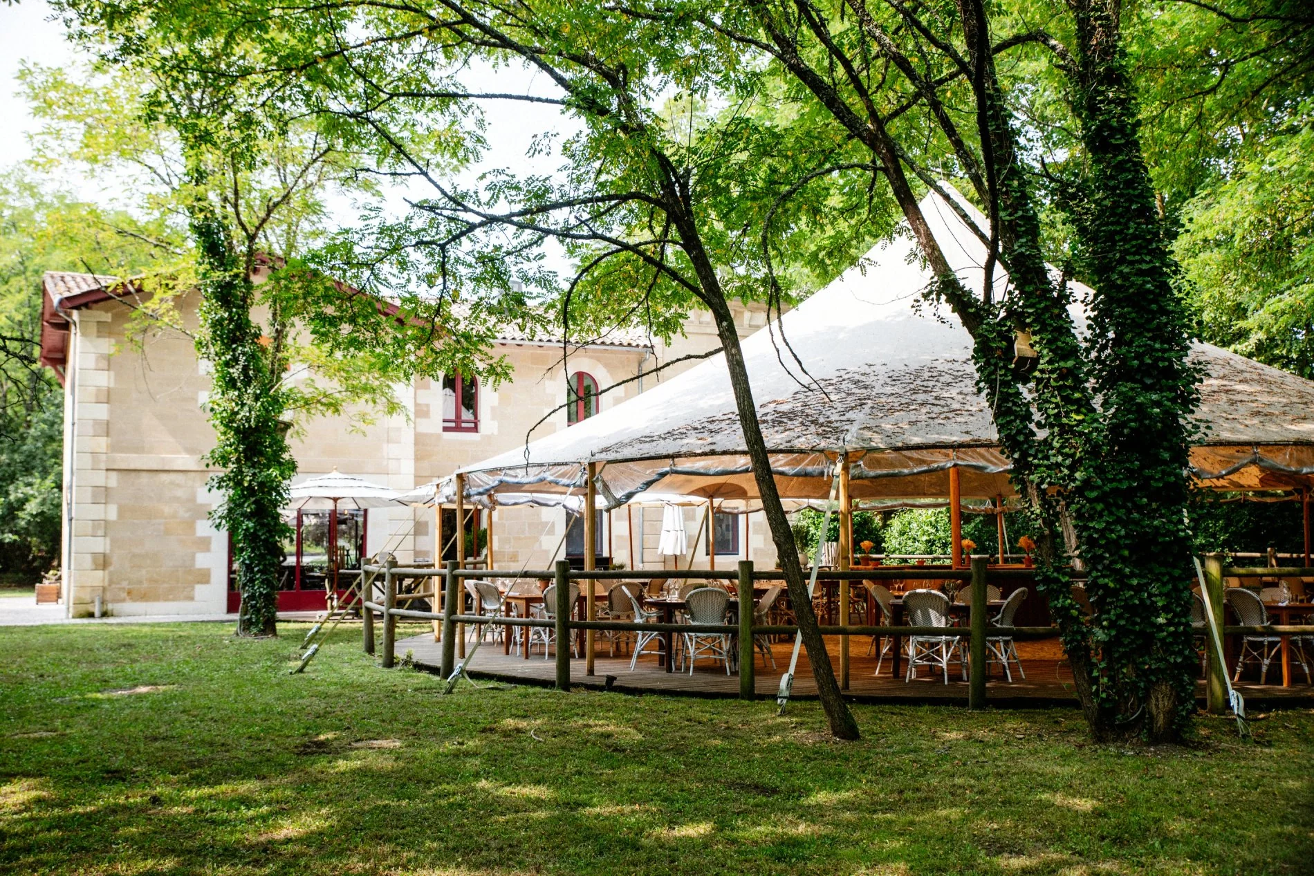 e4088828-afa2-4c95-8085-0fc54834262f