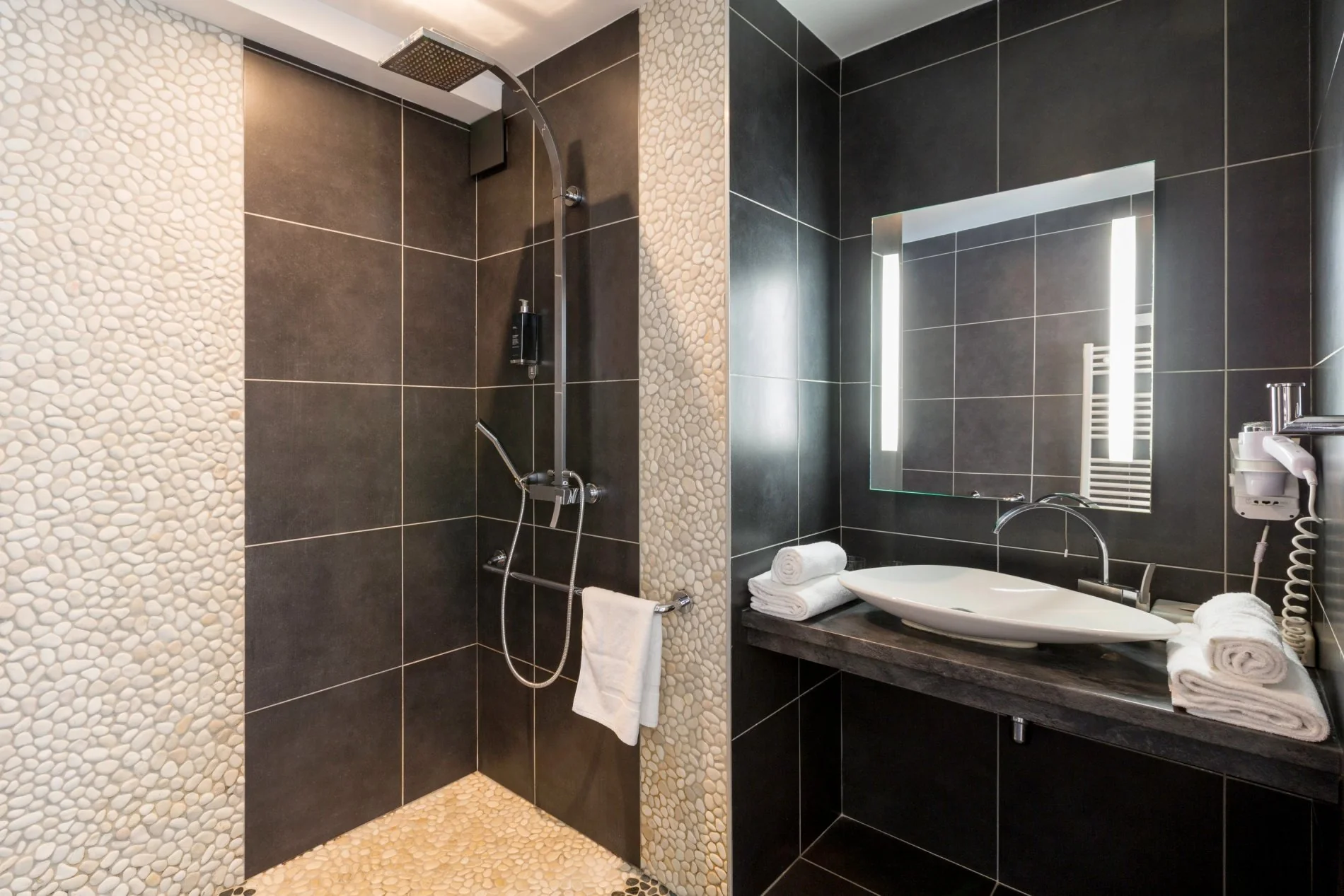 e4328dee-360f-4e2b-b82c-3d9785e2ff94