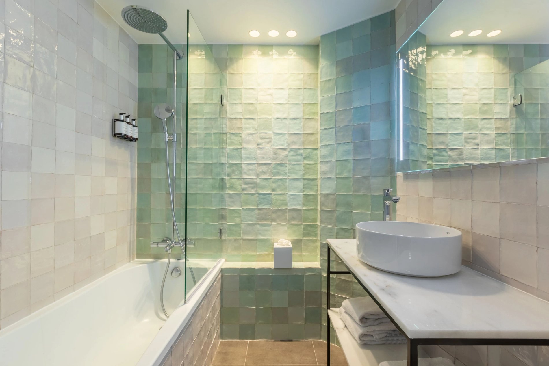 Voco Paris Montparnasse - Standard Room