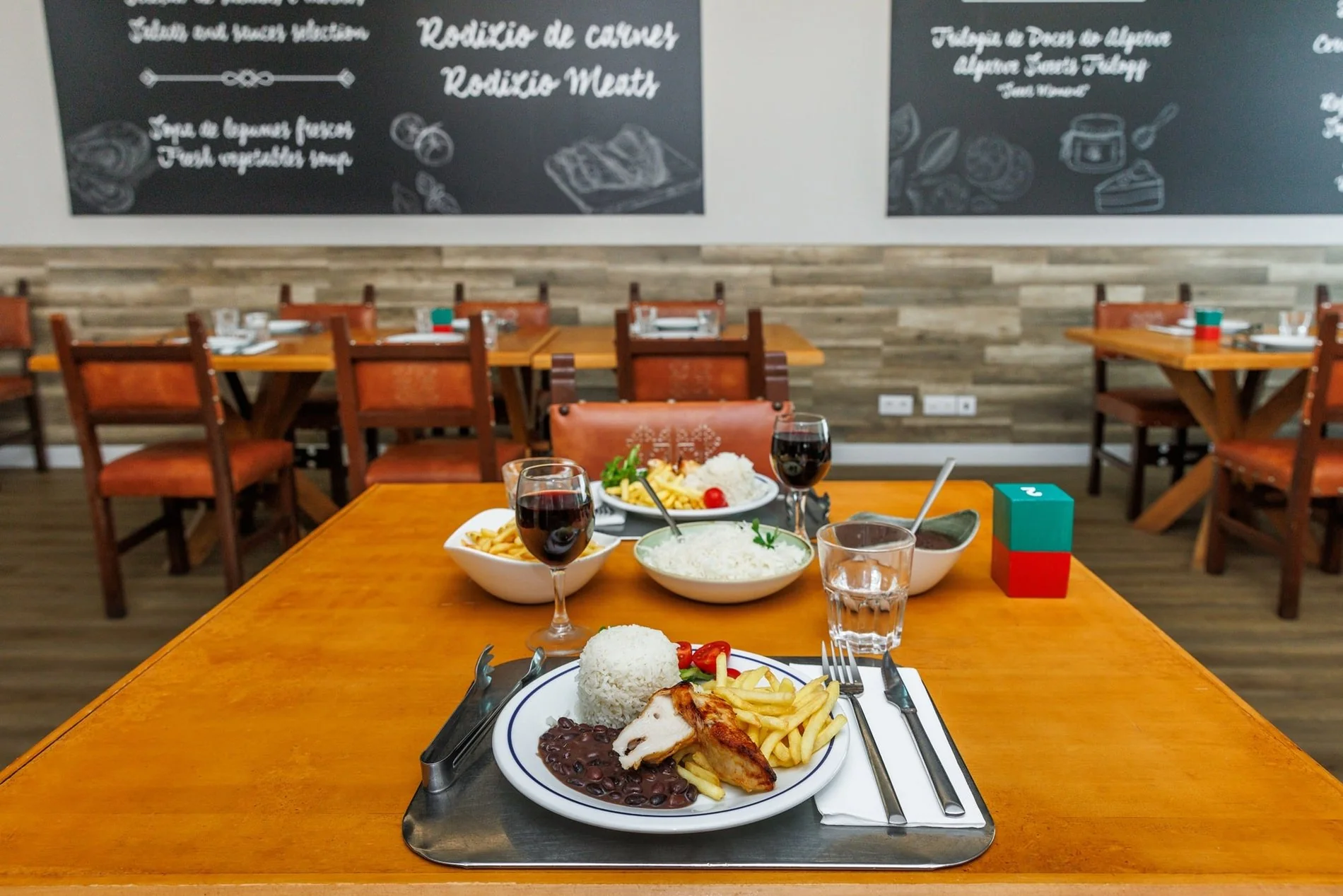 Profitez d’un rodizio de cuisine brésilienne à l’Hôtel Jupiter Albufeira