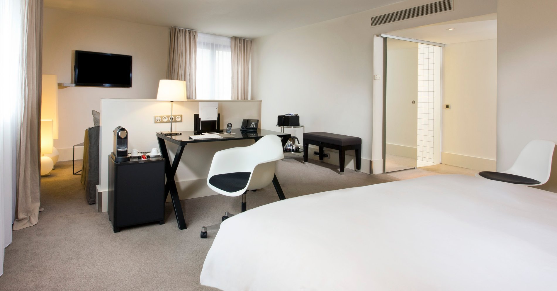 La Maison Champs-Elysées | Junior suite boutique
