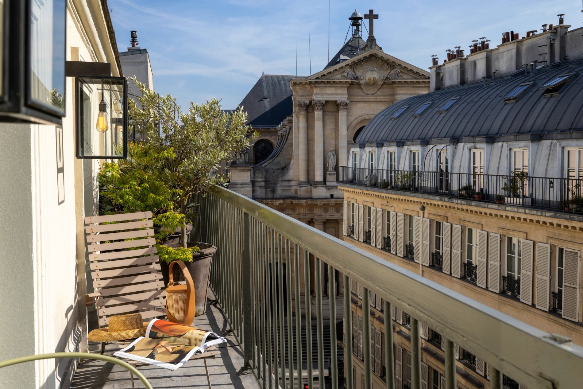 Hotel Le Pradey Access Location