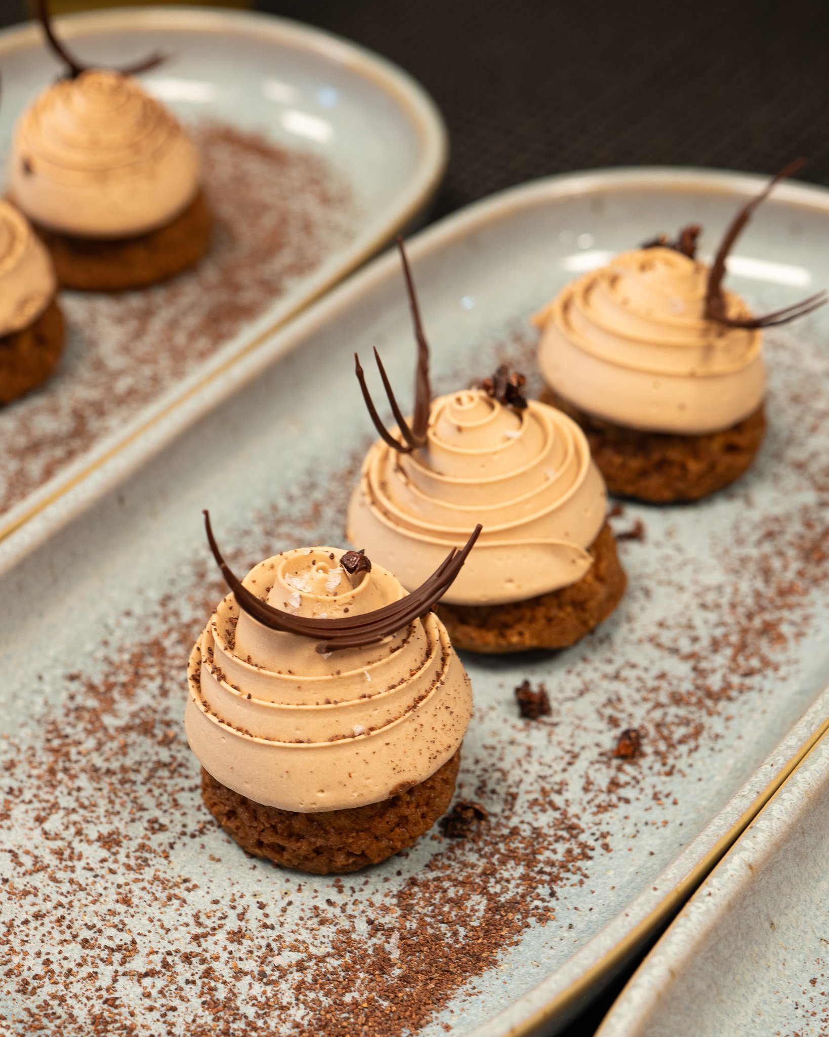 Création sucrée au Maison Albar Le Victoria.