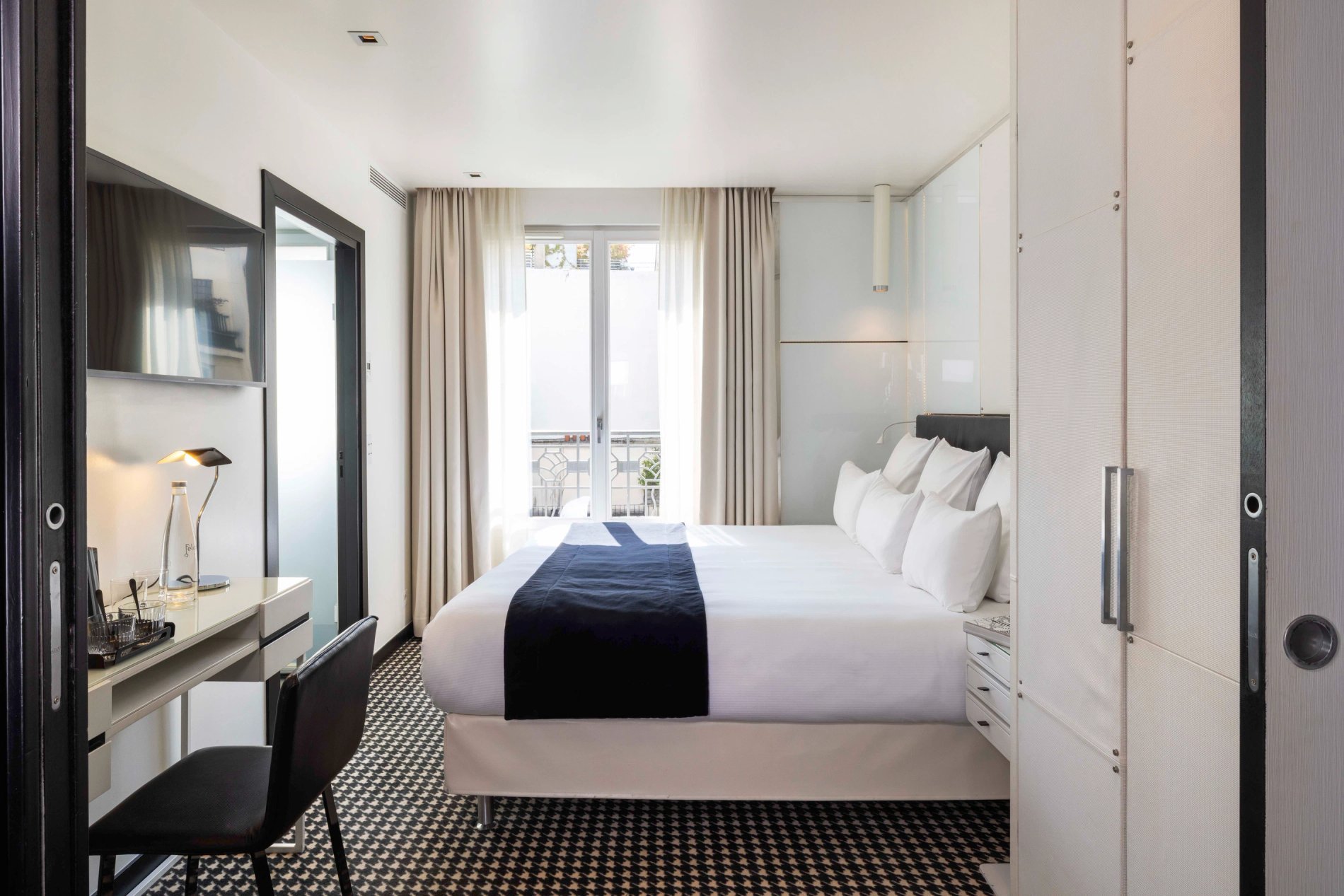 Hotel Félicien Room