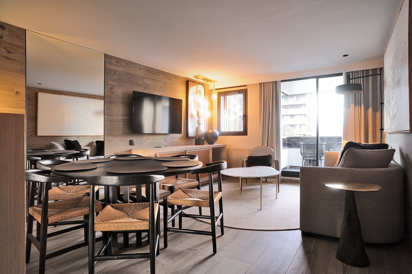 e621dc4a-54d6-4982-815b-247f9e155b88