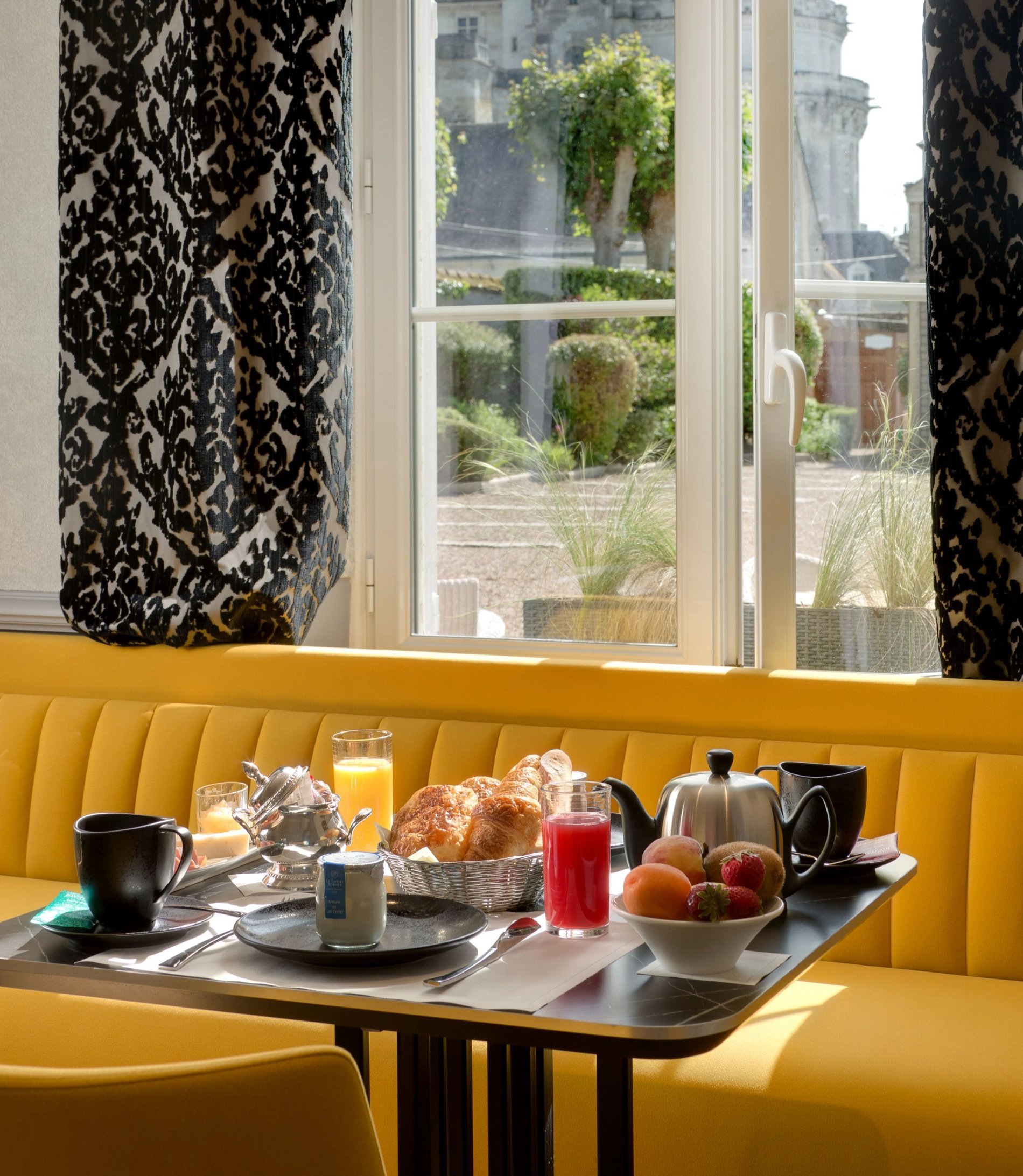 e75a4670-43b9-4a7b-8977-a08b13d5adf7