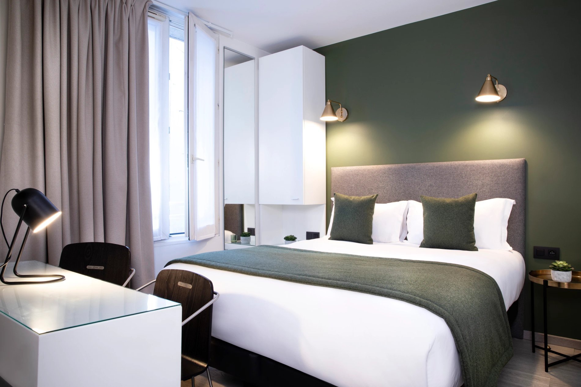 Hotel Brady Room