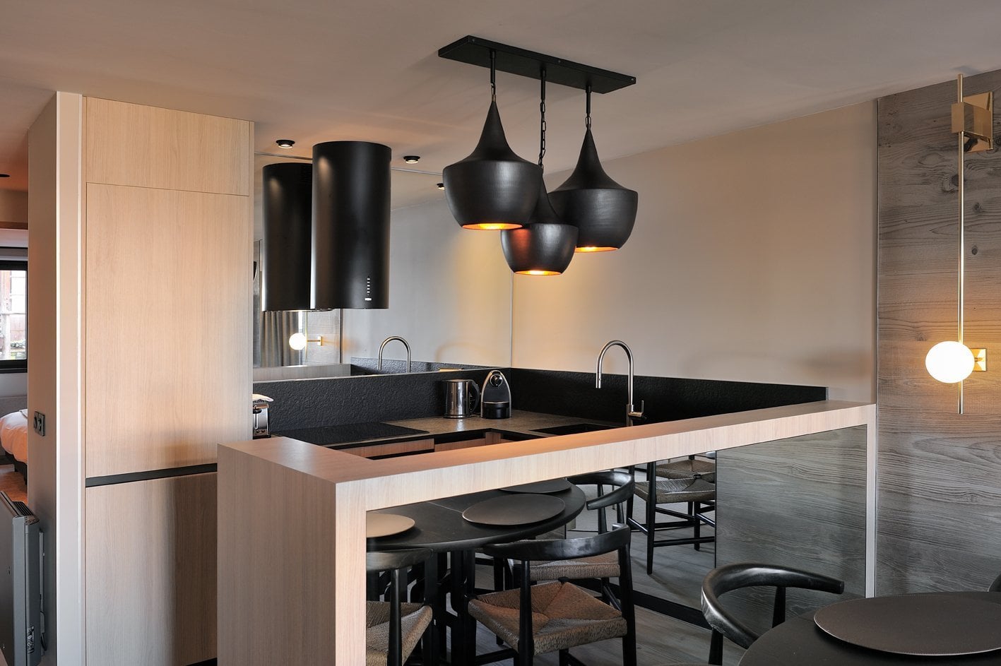 e77f63f0-d9dc-4714-a3ab-45b663d823f3