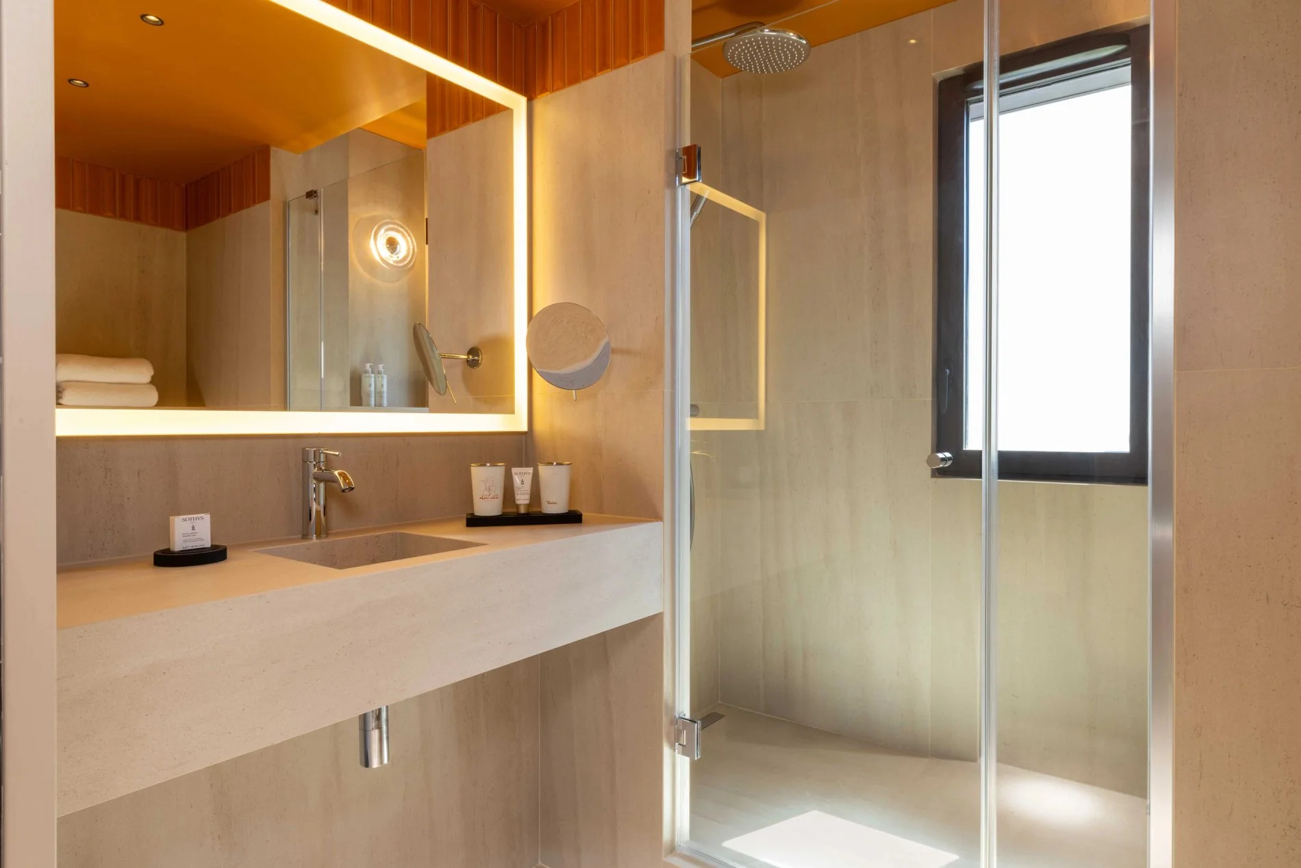 e7c07719-8338-4dc9-9f63-bc152aa407c2