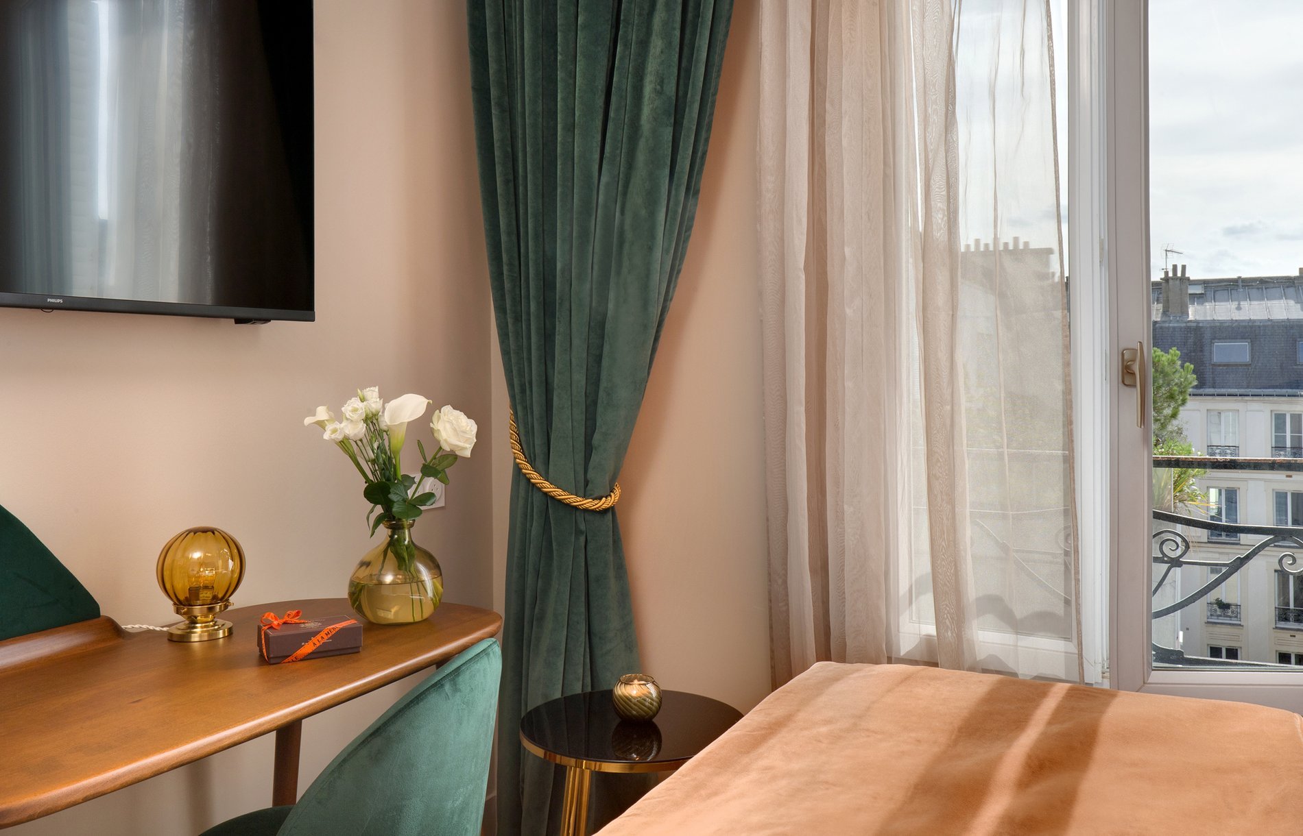 e81f617a-cede-4ecf-b6d9-217c25451cdf