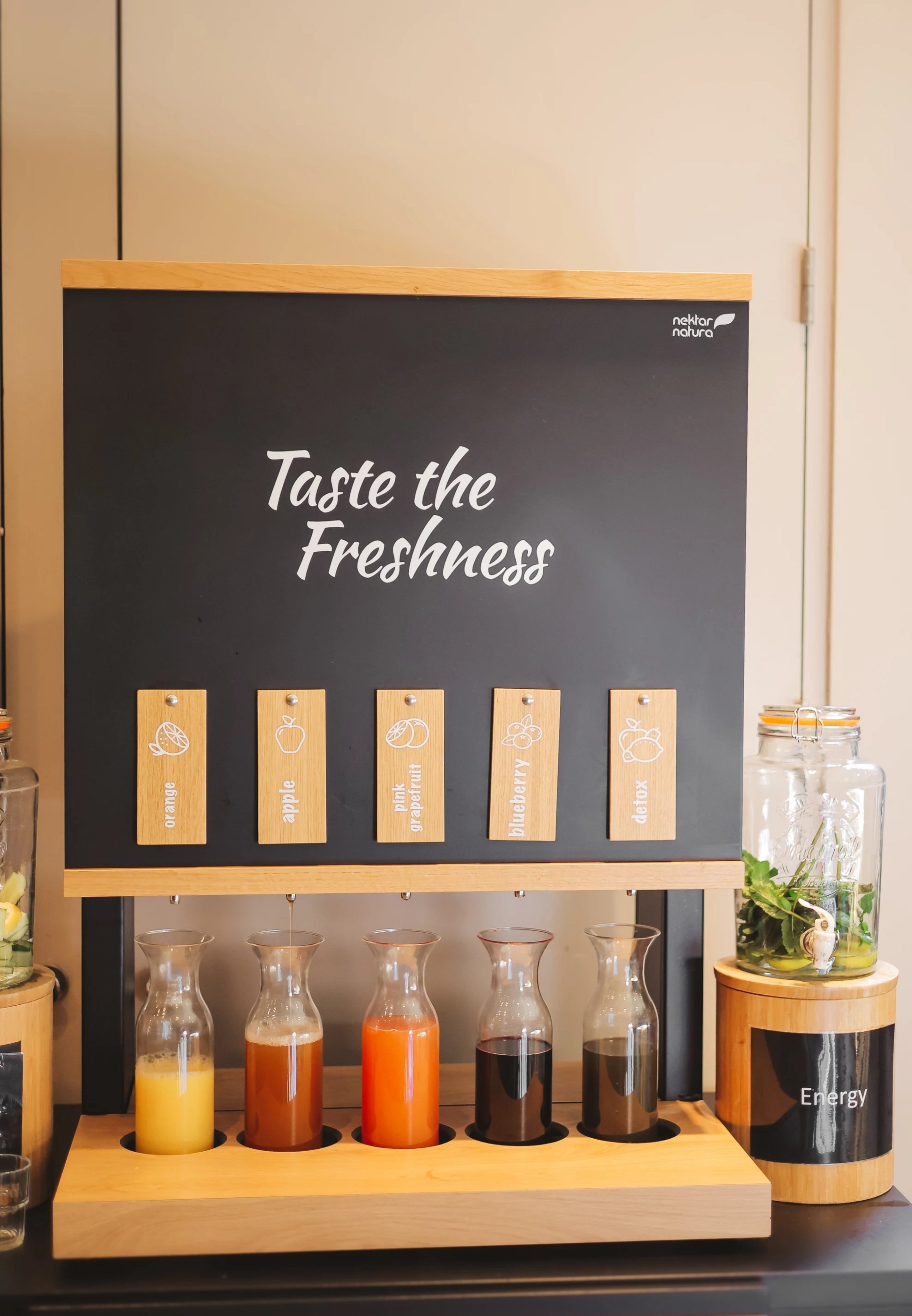 e91310da-5ff6-4414-80b9-c903362c6cec