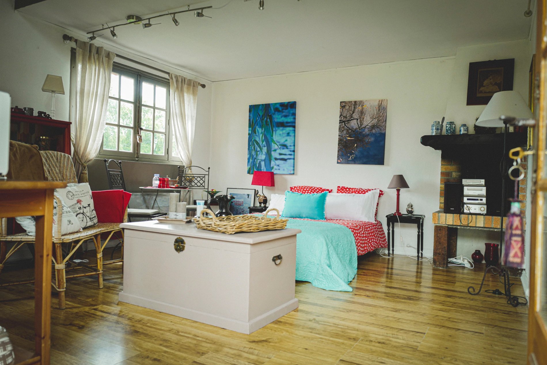 e95d759b-9bb5-443a-a1c6-4b15d47f0707