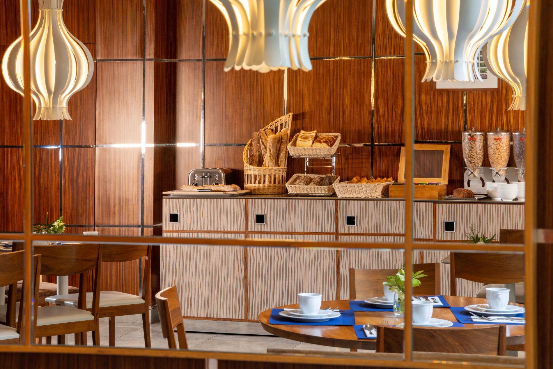 eafc3c42-3940-4978-b5e2-778a5207770b