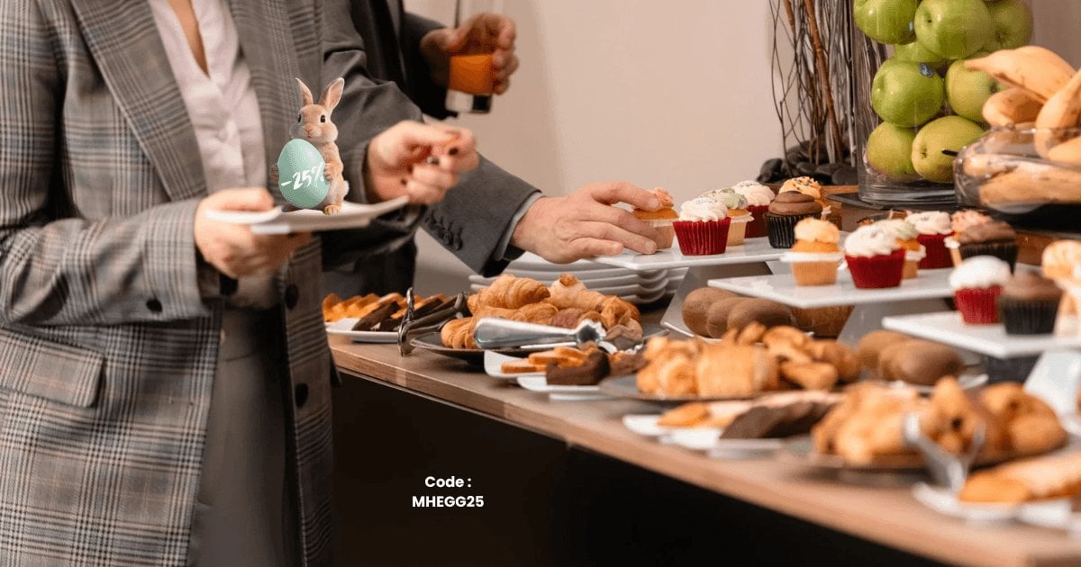 Buffet de desserts avec pâtisseries colorées et présentation soignée au Martin's Château du Lac.