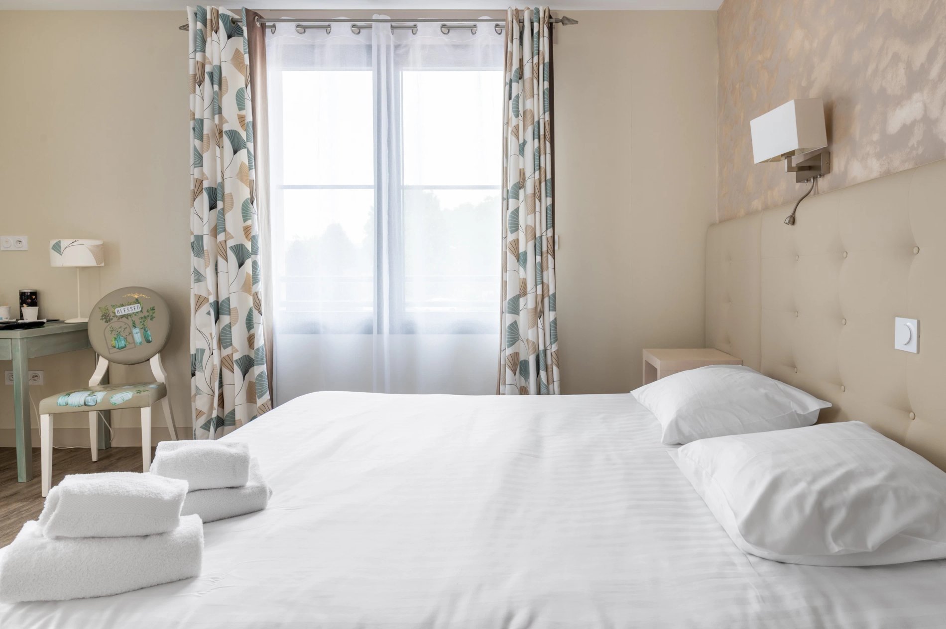 eb8dd6e8-ccae-405a-933a-0daec2a20ef8