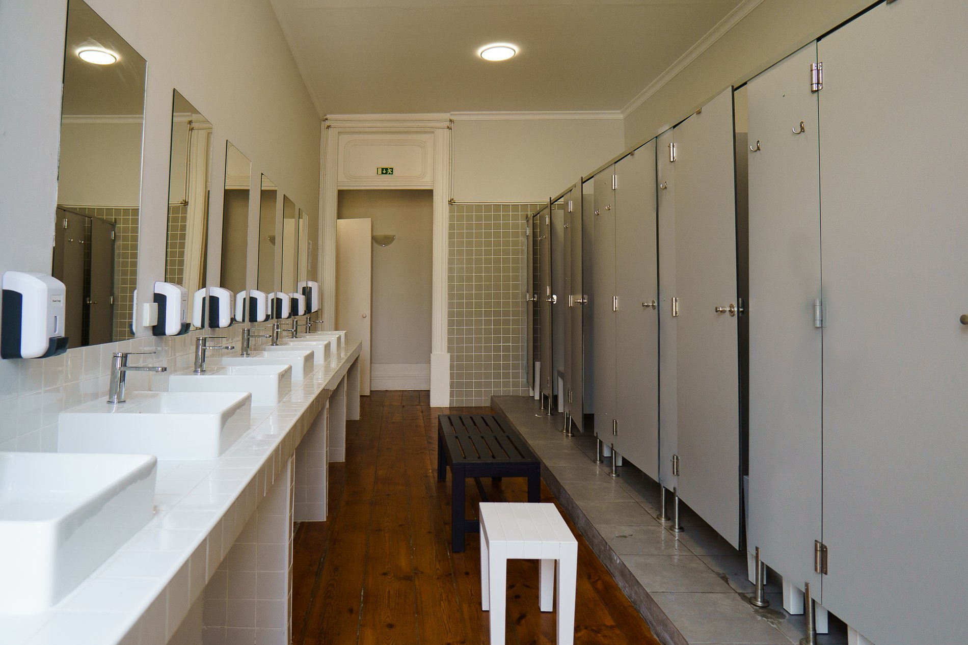 ebaaaf30-f0e4-433a-a214-a4f0ff50ab30