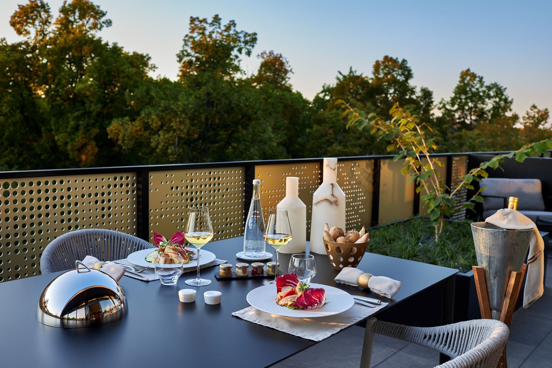 ebc6ad3f-a1cb-4312-8091-3b9ed58c472a