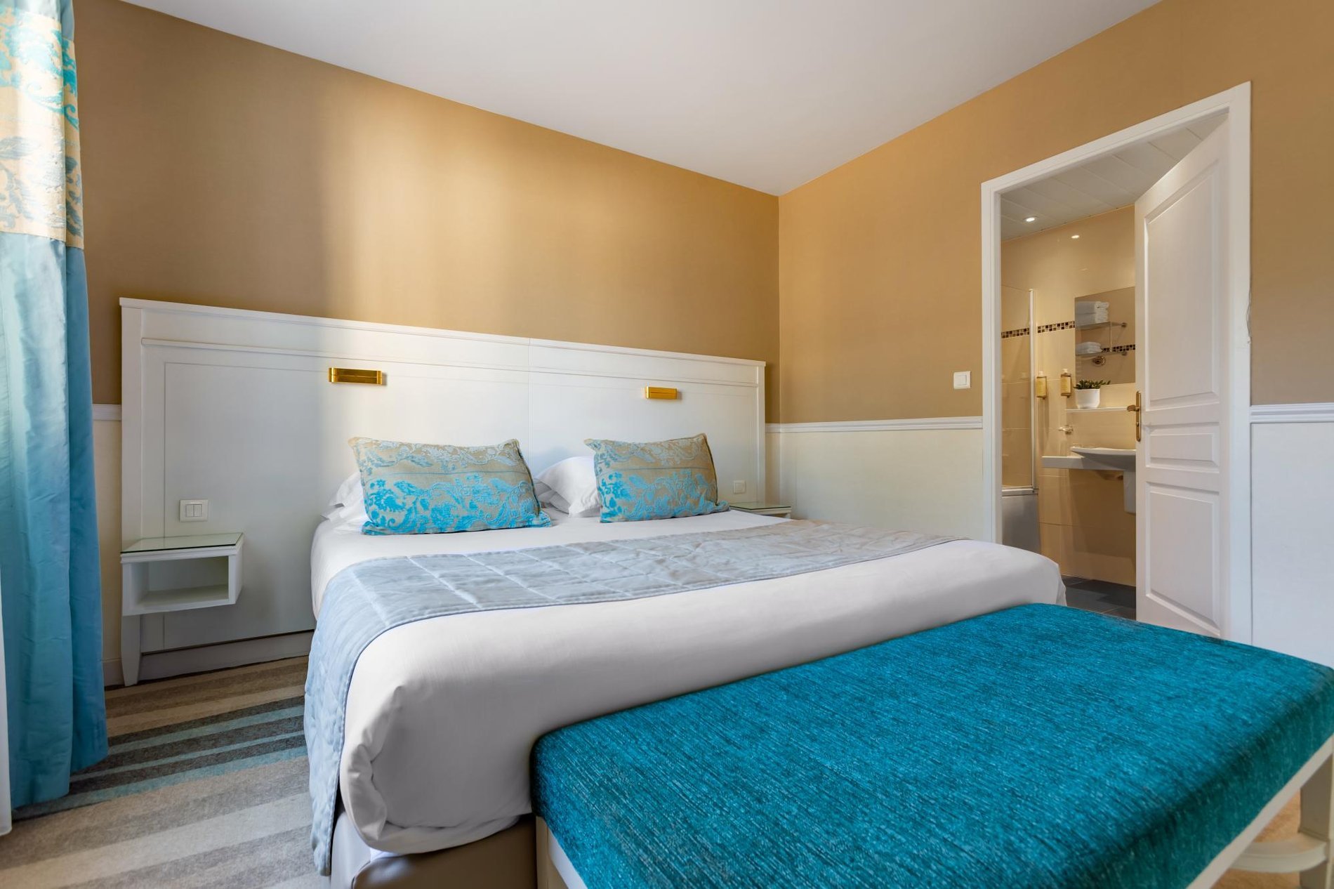 Chambre familiale vue terre