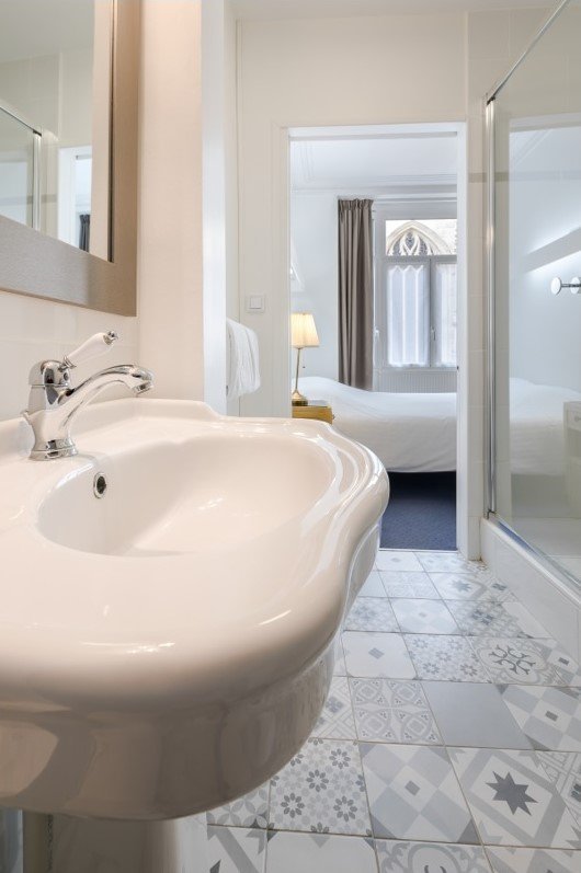 ec39ef24-d818-4185-b7e9-5abeba0b96c9