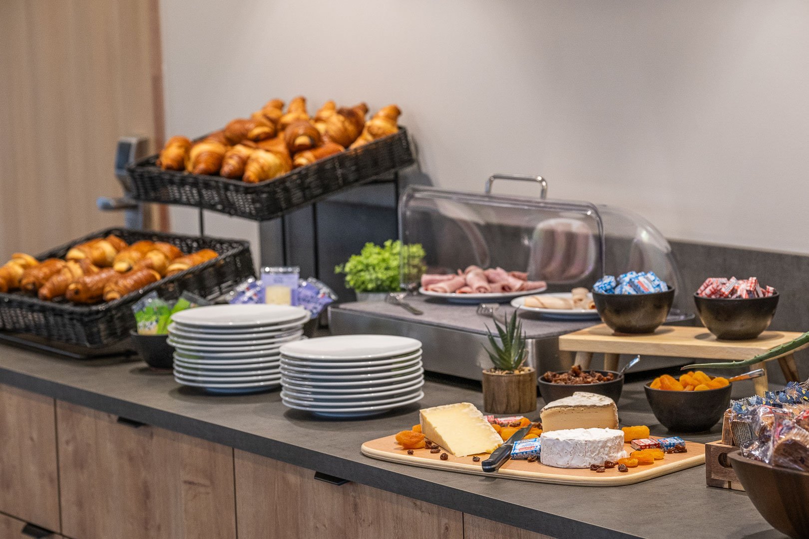 The Originals City, Hôtel Le Relais d'Estillac | Agen Sud | Breakfast