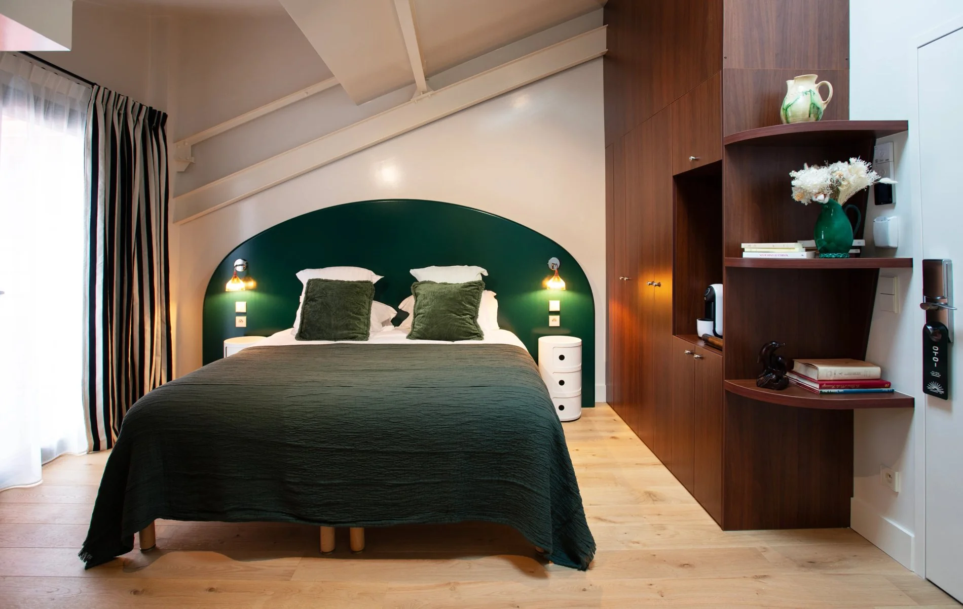 ed1ffe30-2f52-4c4f-9475-8dde388a270d