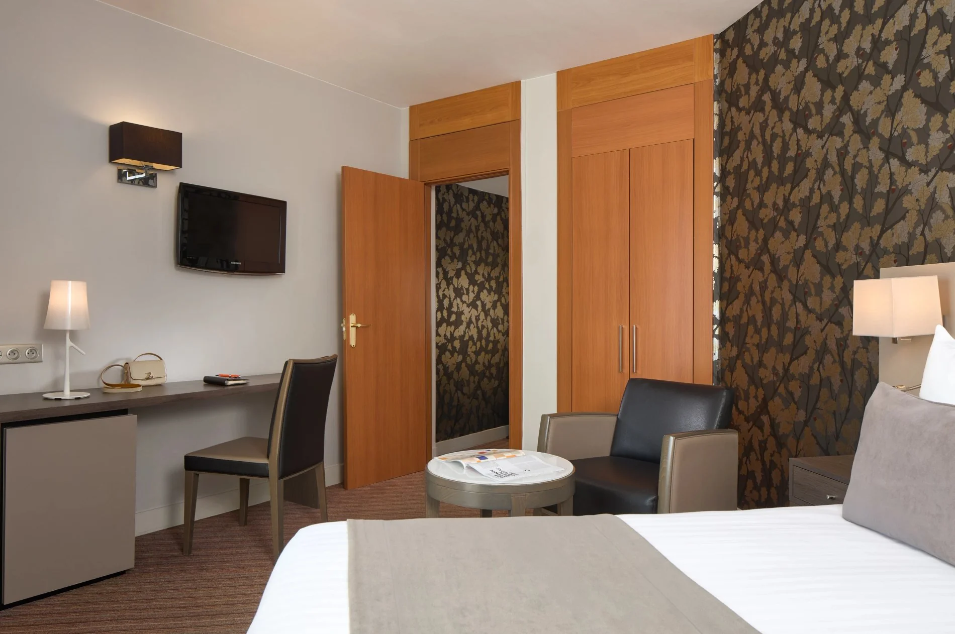 Chambre Supérieure Double balcon au Timhotel Opéra Blanche Fontaine
