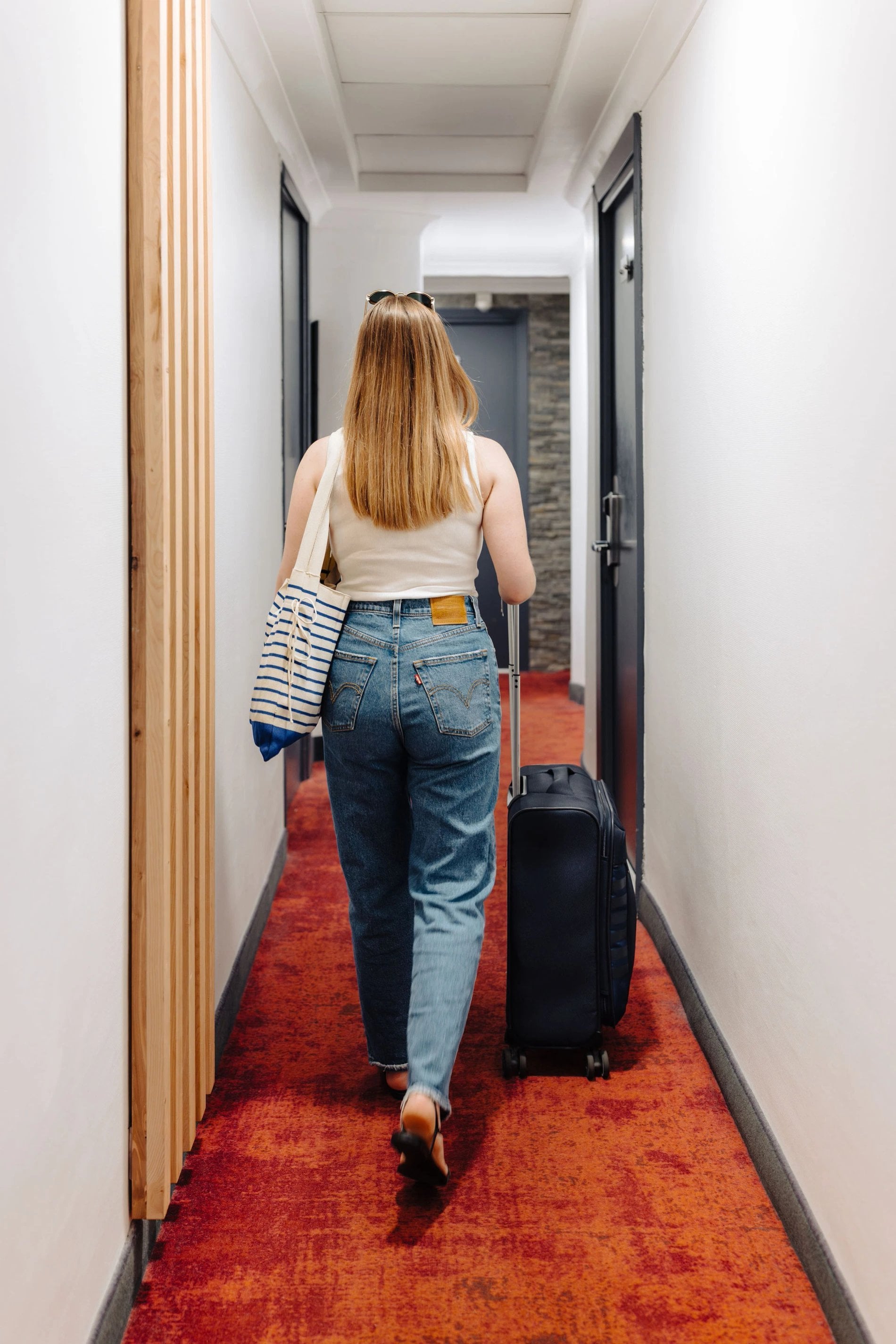 ee61c51d-2923-40d4-a052-b702e2aa1957