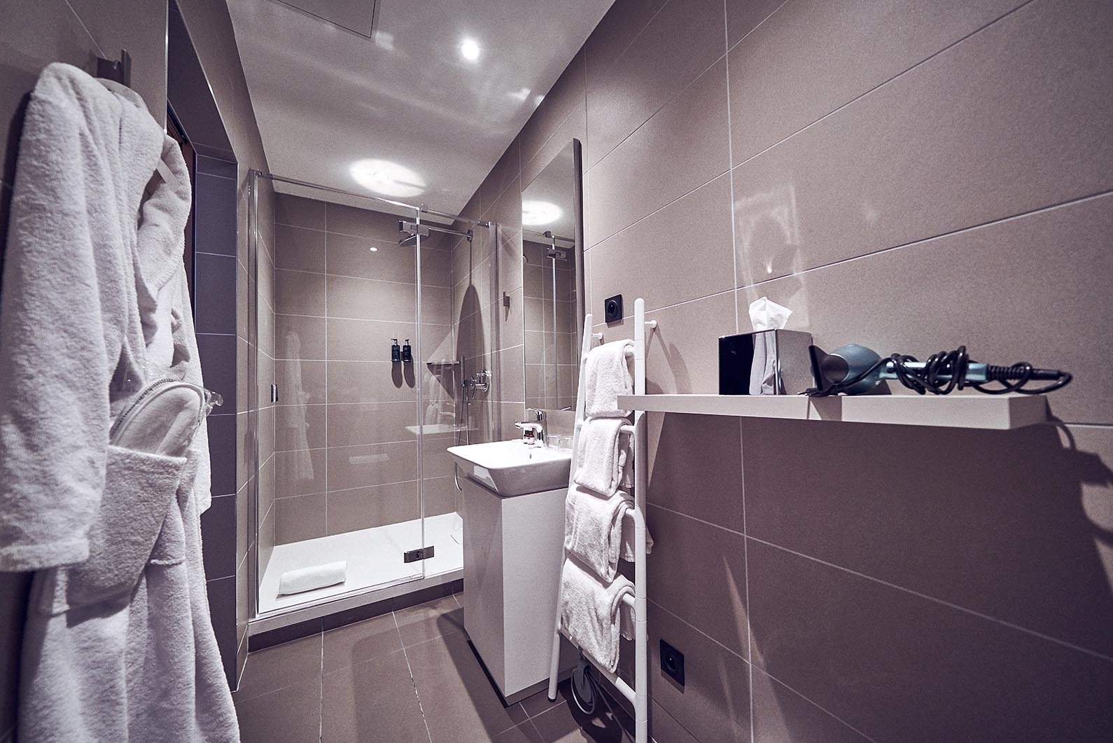 Bathroom of the Atrium Cinéma Room