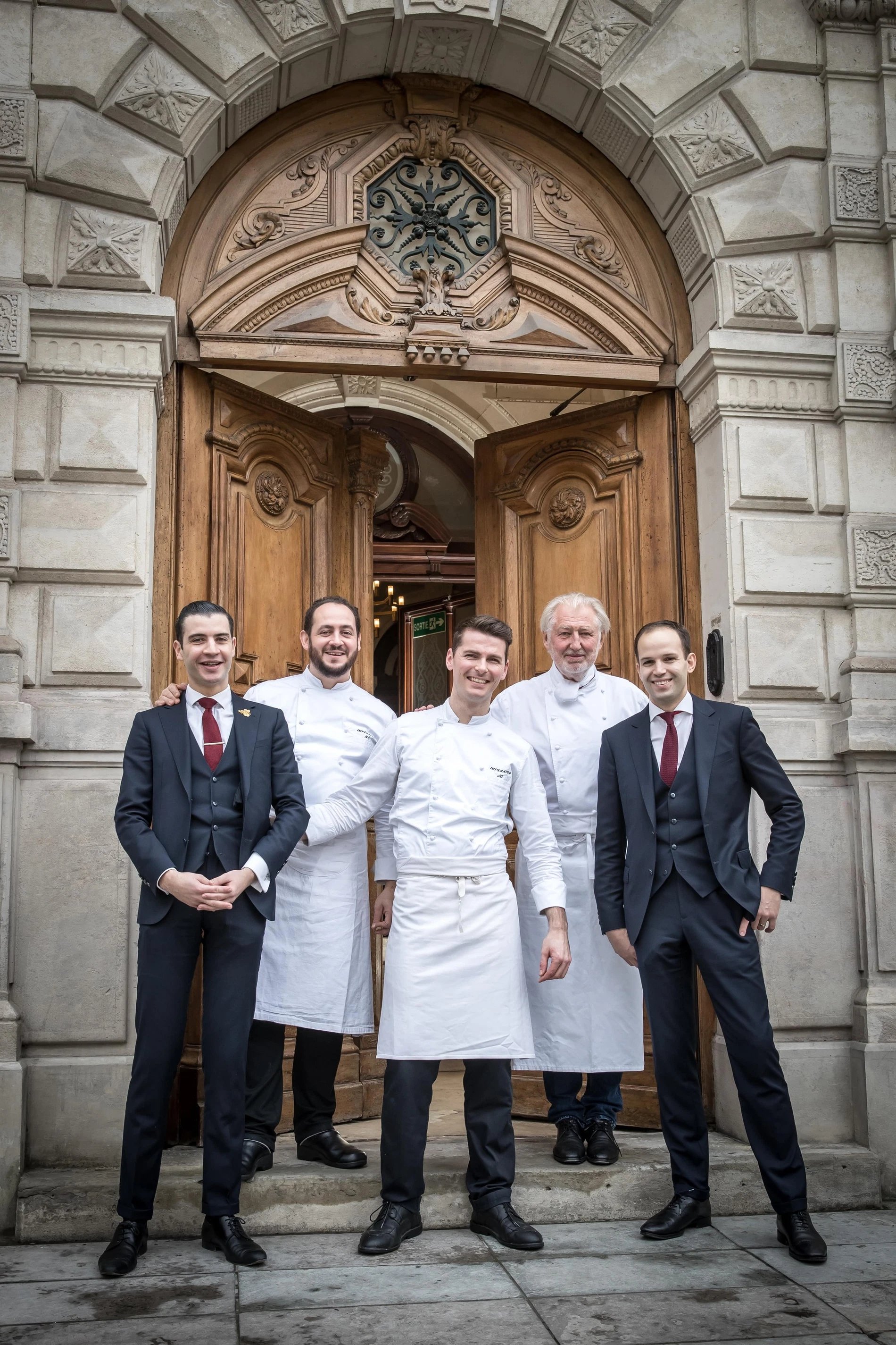 ef3be707-5aaf-47e4-9aa7-6581c1d5ca3e