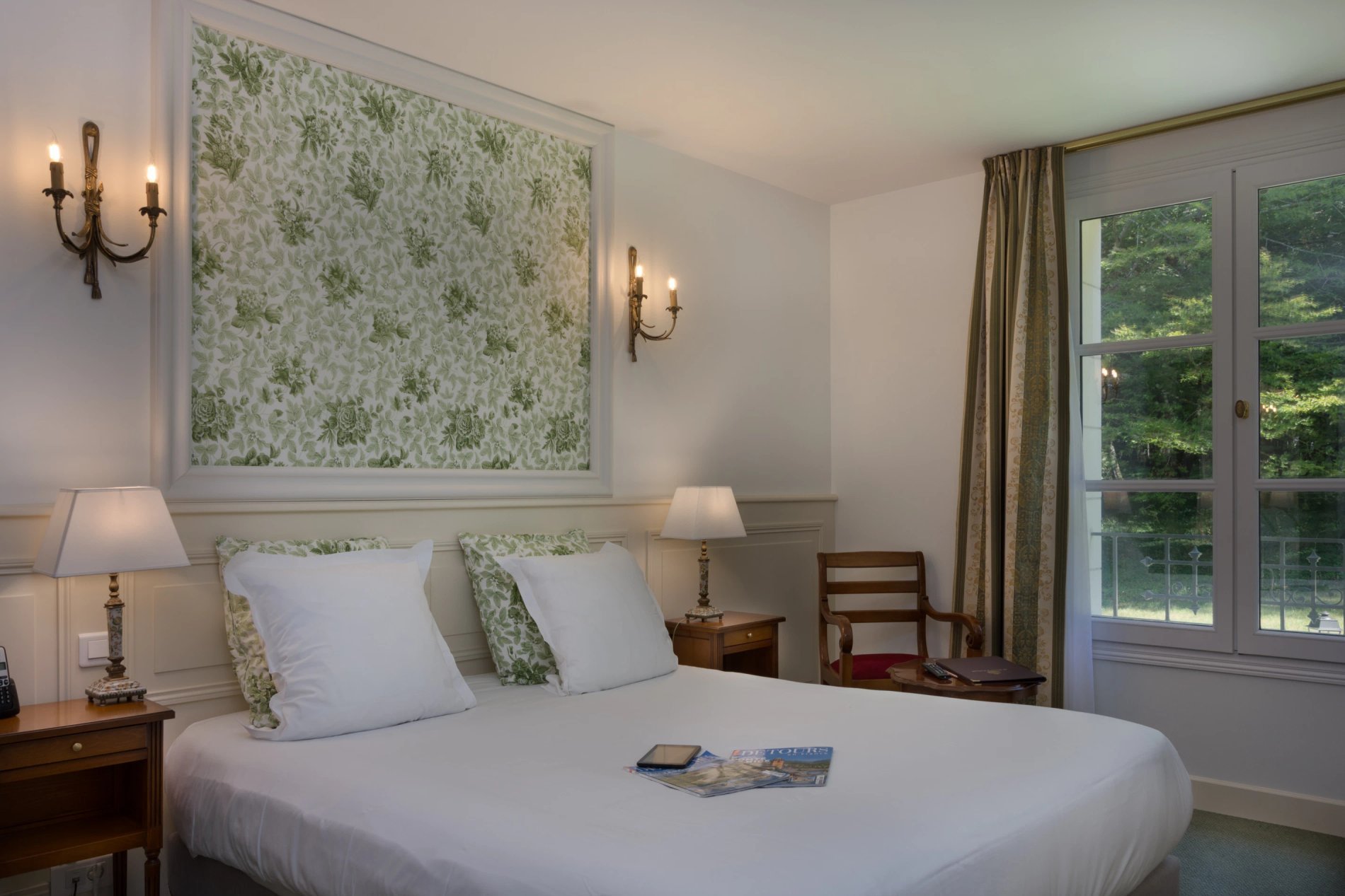 f0da8027-94f7-45d8-8c7d-1e910f1b5119