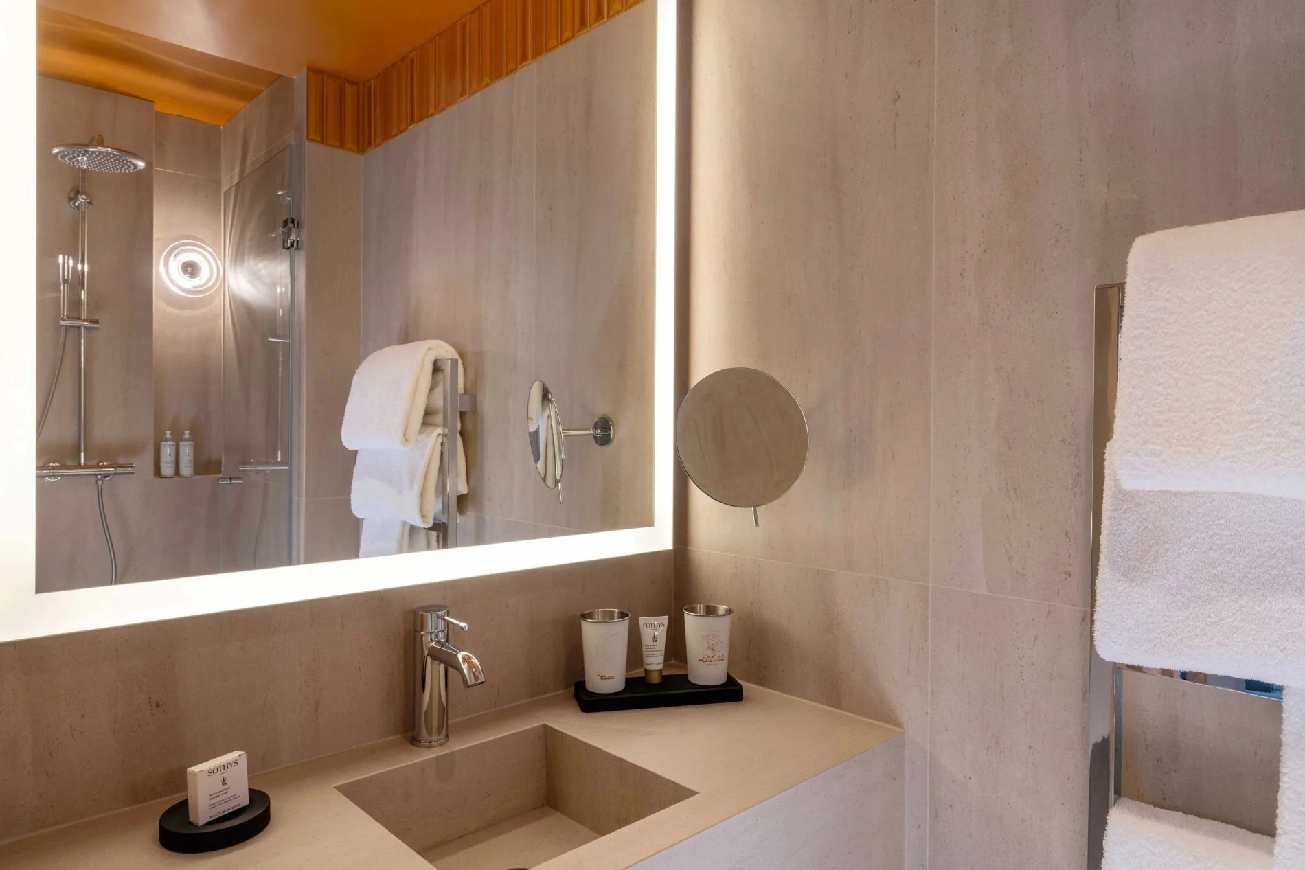 f1d0f07c-289a-48ca-87fc-c304e4448b66