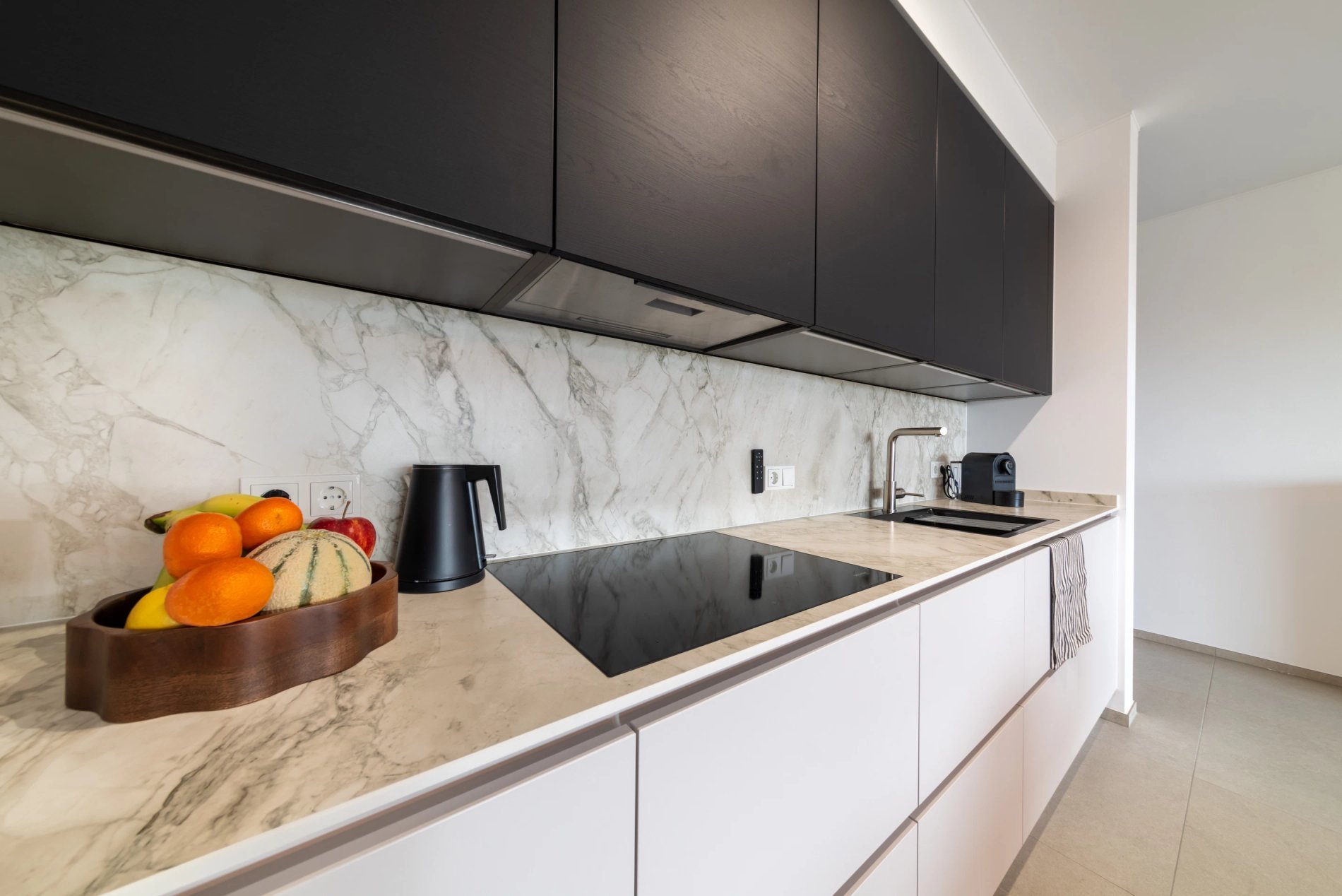 f24390e3-e663-43c9-bc44-8fa43ba72356