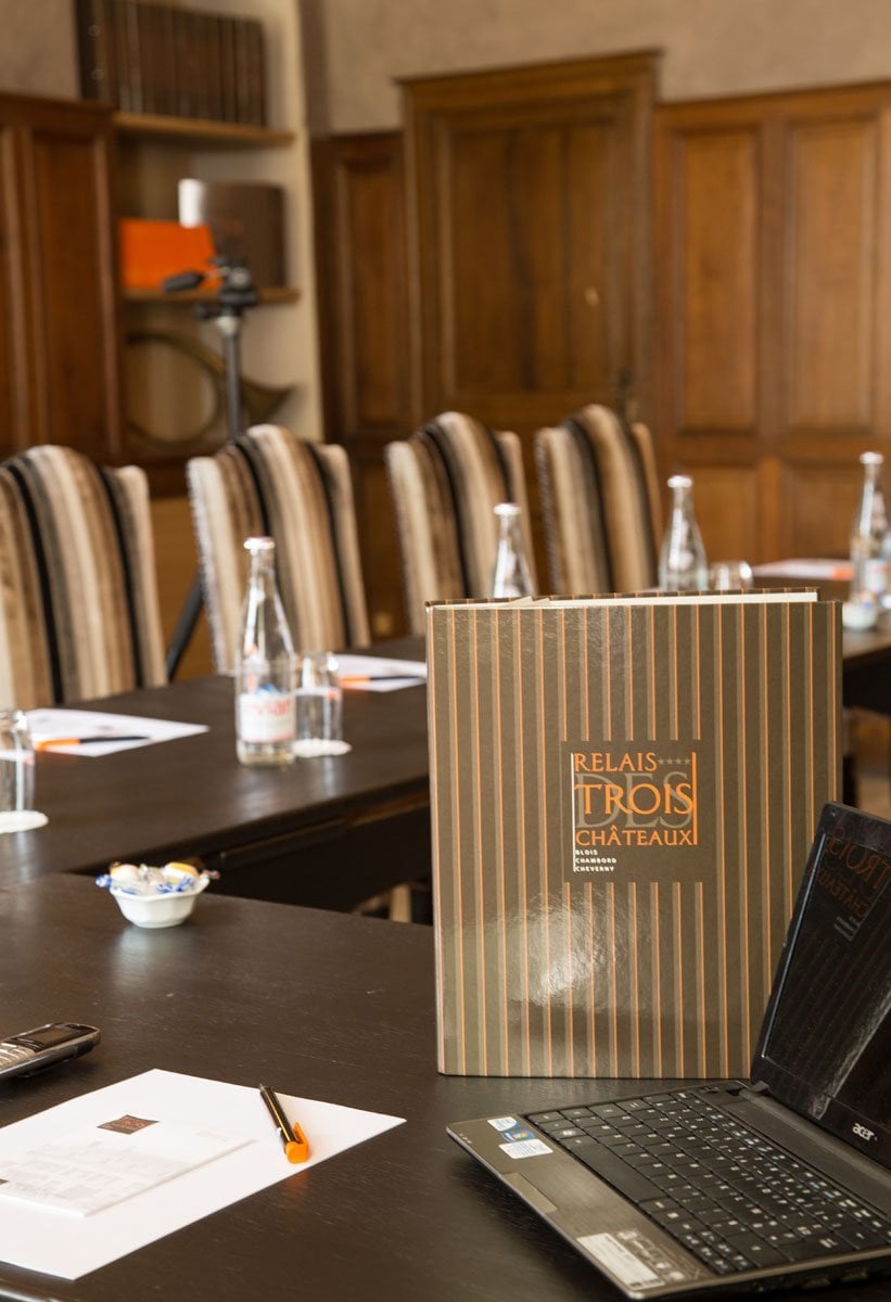 f25bb3aa-0ed6-46b8-a189-b61f42117096