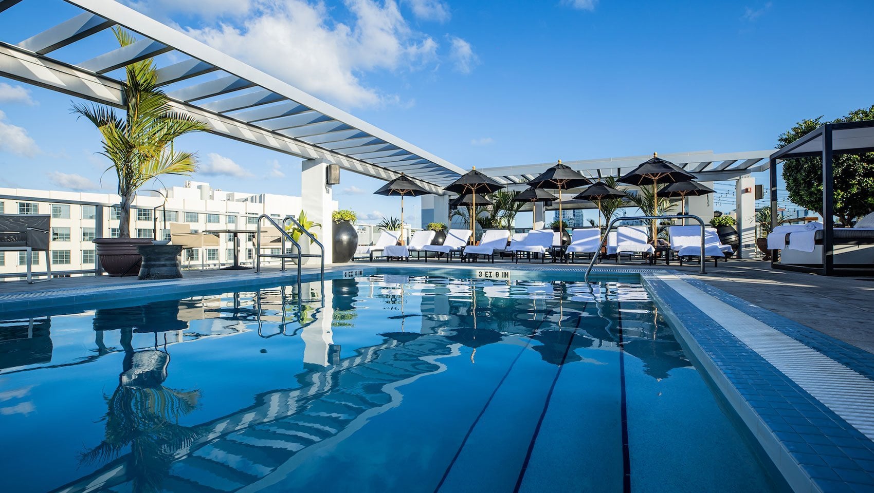 Rooftop Pool Hotel Miami - Angler's Hotel South Beach