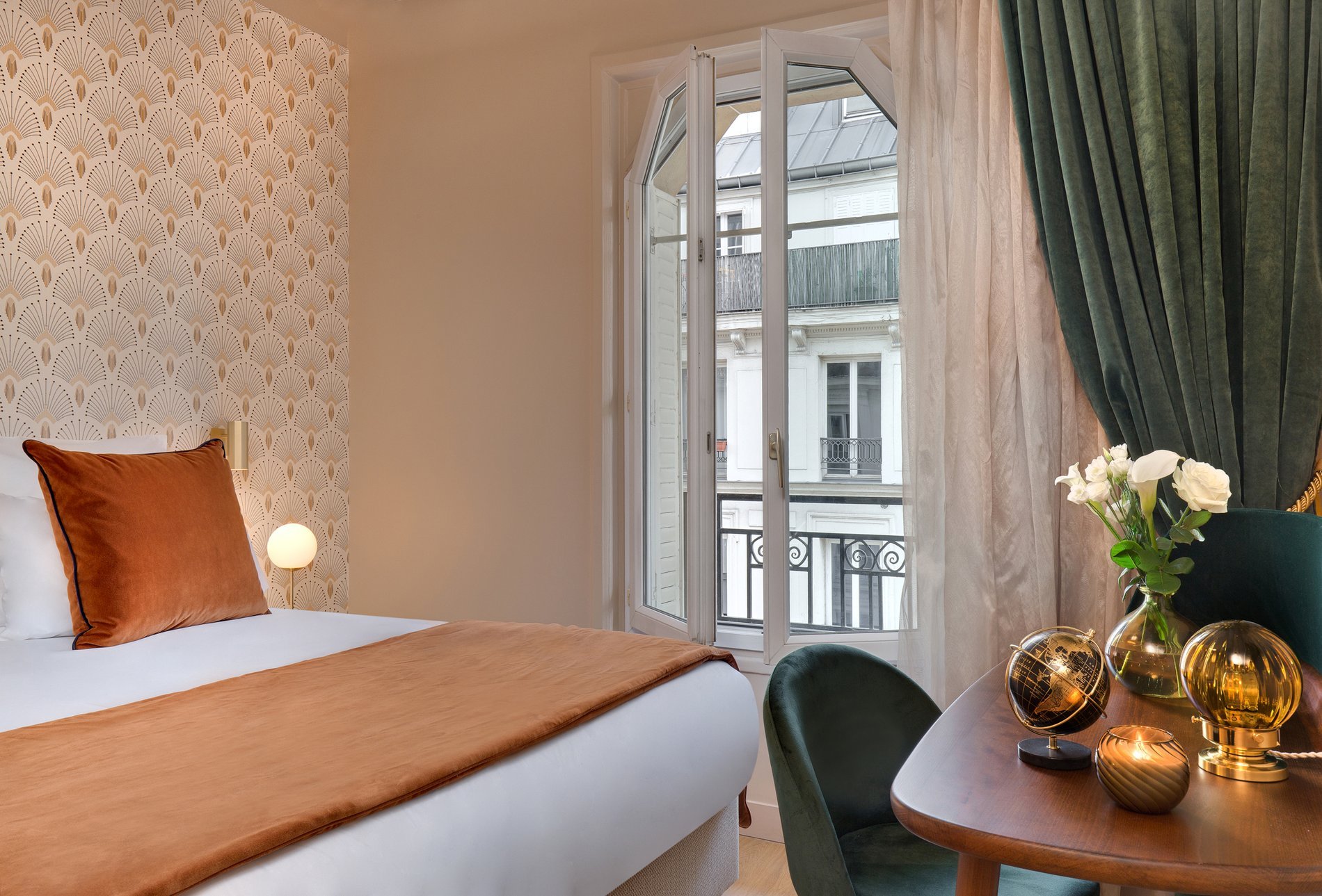 f3162f9e-c888-47d2-9339-64851ade8503