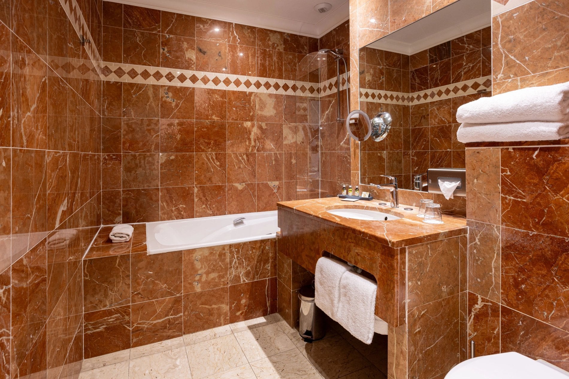 f399de94-5495-4113-9ccc-8f5e884d4ffe