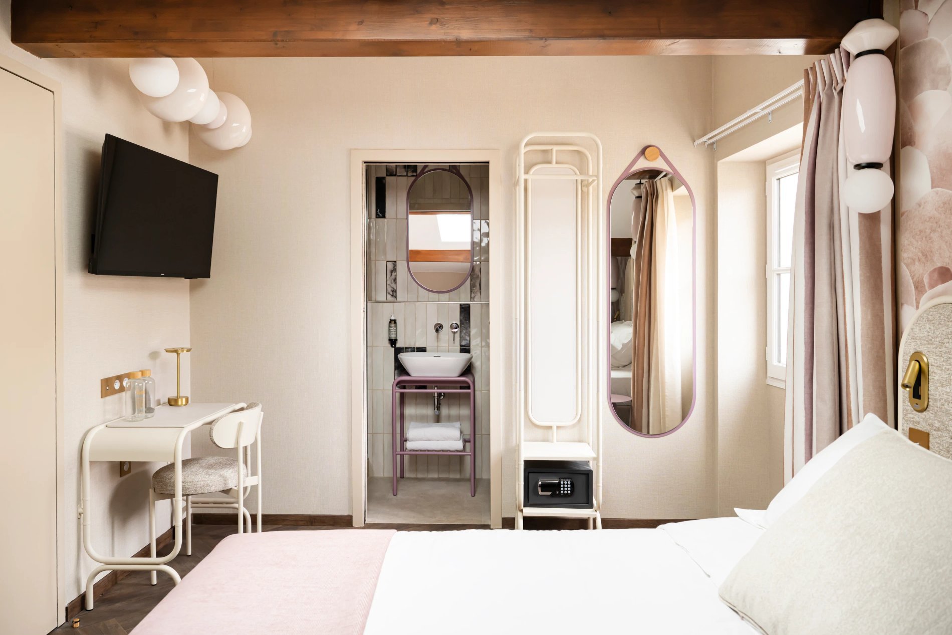 f3bd3311-482b-4052-a830-95c4b060bc32