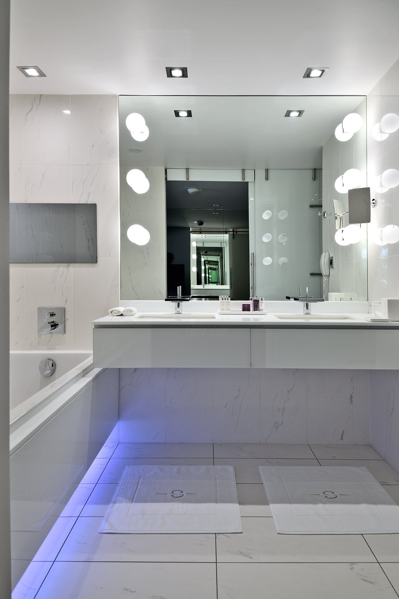 f414194b-093d-41a4-8c17-8a0400806d77